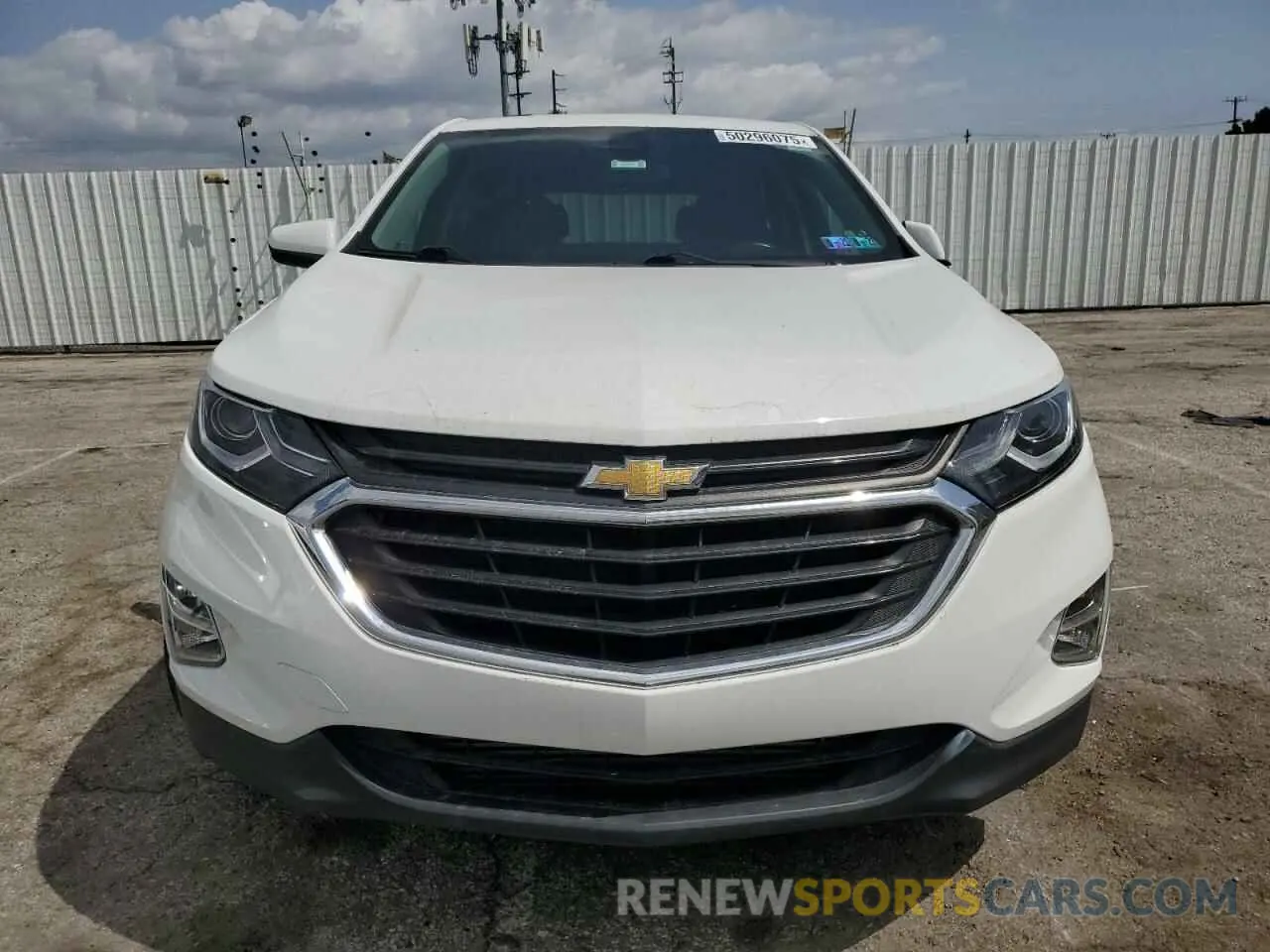 5 fotografías del automóvil dañado 3GNAXUEV1LS681947 CHEVROLET EQUINOX 2020