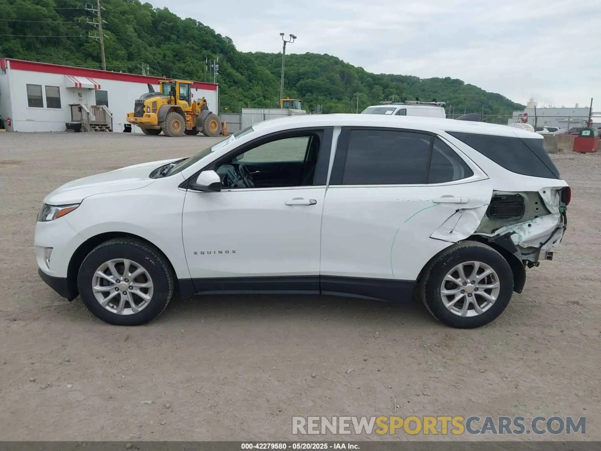 14 fotografías del automóvil dañado 3GNAXUEV3LS629106 CHEVROLET EQUINOX 2020