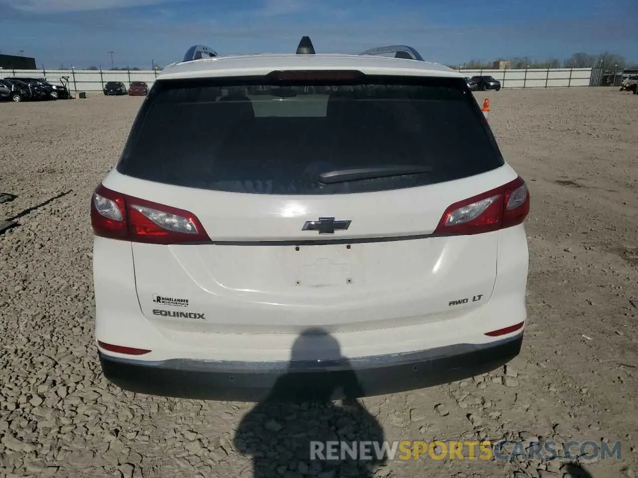 6 fotografías del automóvil dañado 3GNAXUEV4LL257494 CHEVROLET EQUINOX 2020