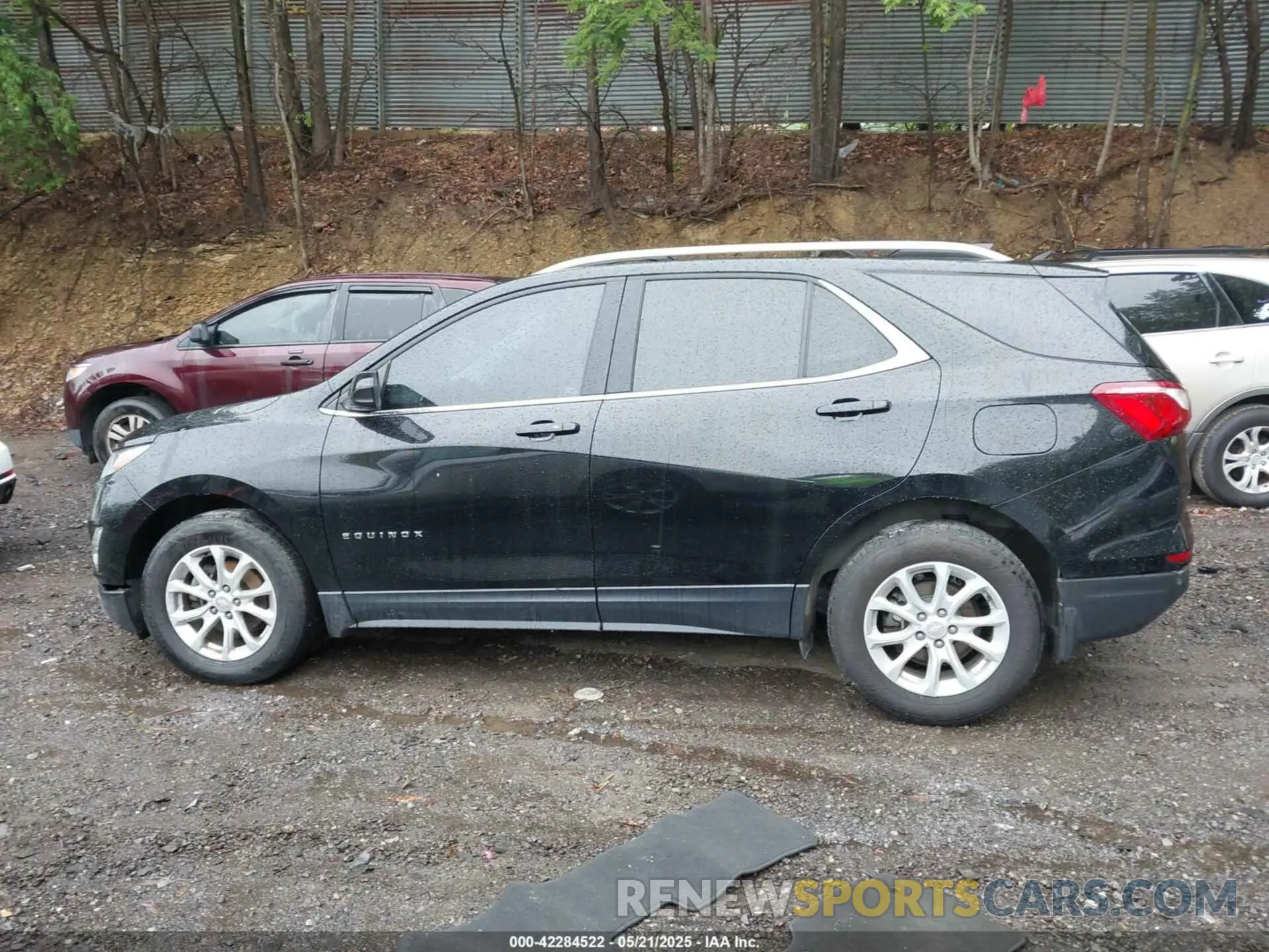 14 fotografías del automóvil dañado 3GNAXUEV4LL307312 CHEVROLET EQUINOX 2020
