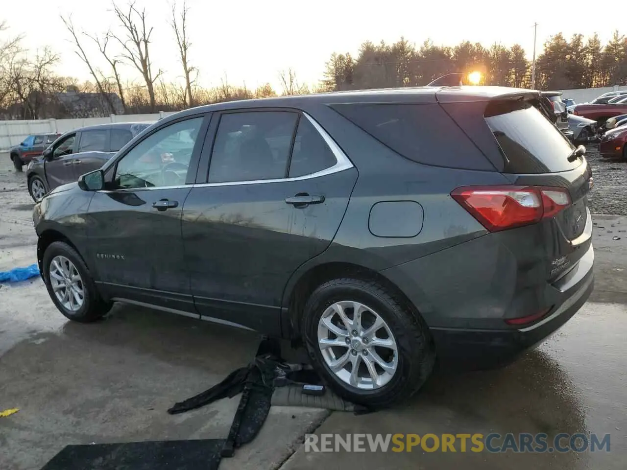 2 fotografías del automóvil dañado 3GNAXUEV4LS566484 CHEVROLET EQUINOX 2020