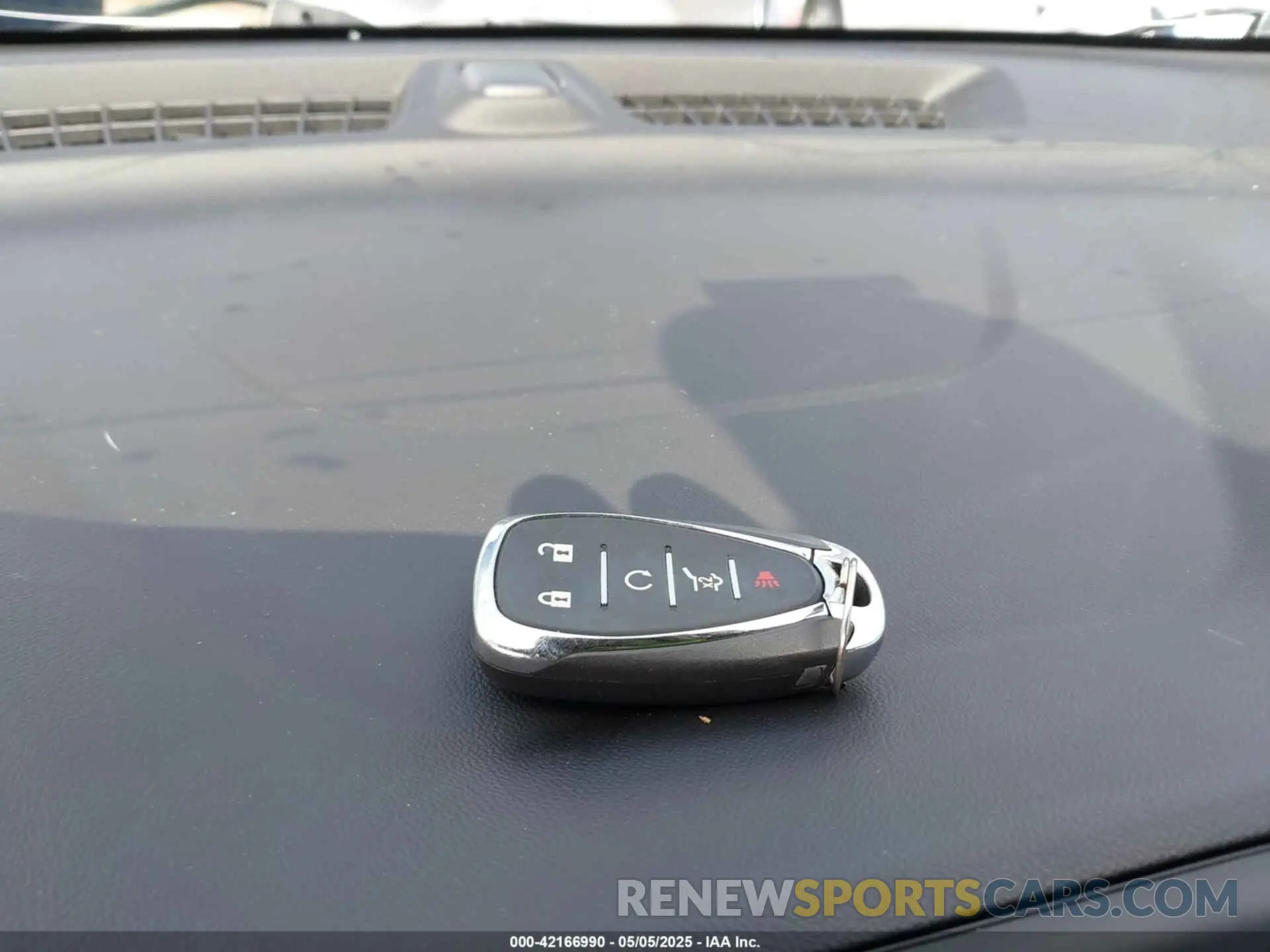 11 fotografías del automóvil dañado 3GNAXUEV5LL272571 CHEVROLET EQUINOX 2020