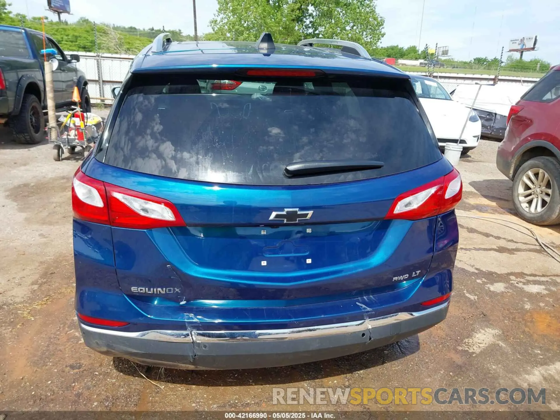 17 fotografías del automóvil dañado 3GNAXUEV5LL272571 CHEVROLET EQUINOX 2020