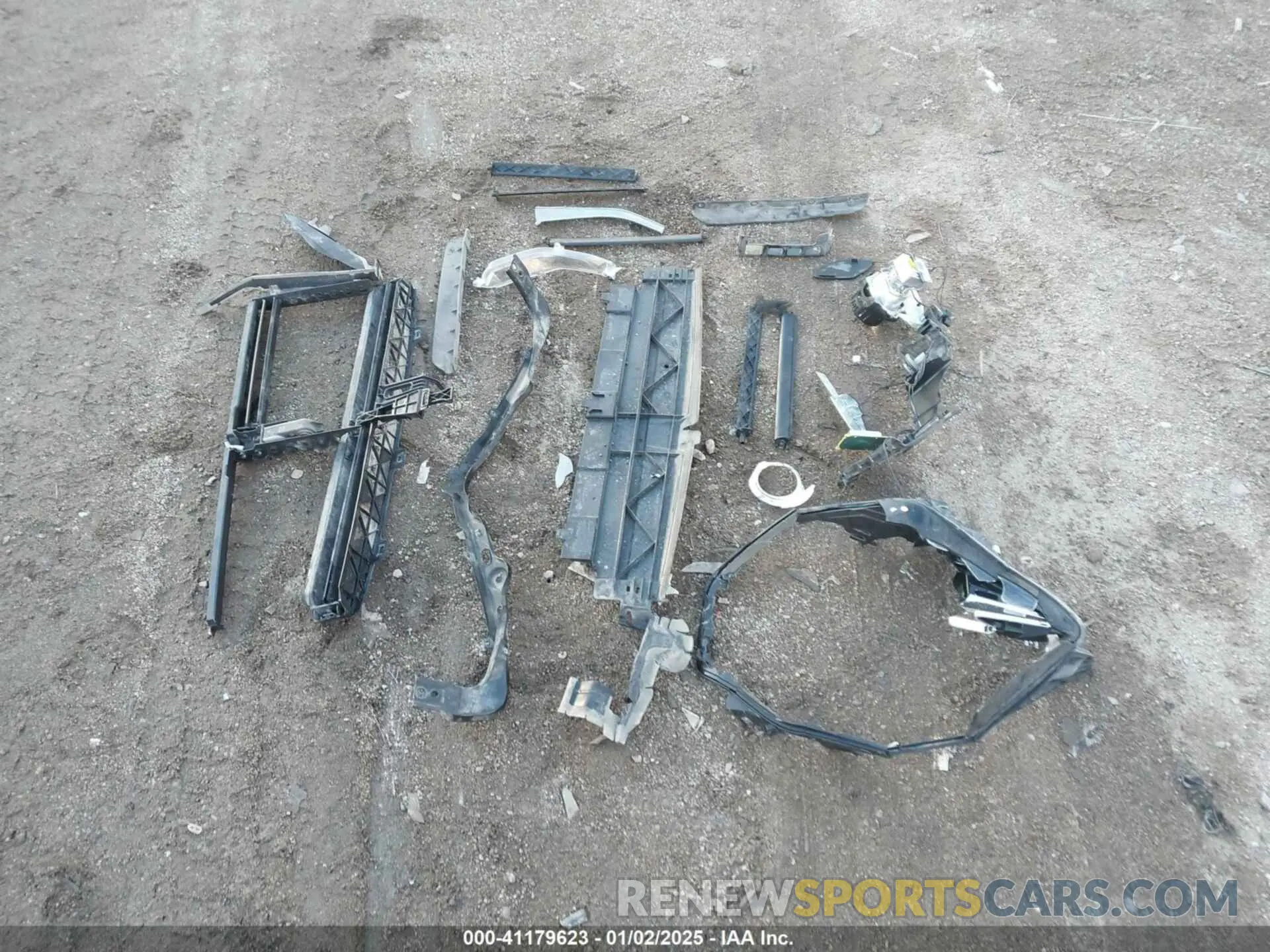 18 fotografías del automóvil dañado 3GNAXUEV5LL319761 CHEVROLET EQUINOX 2020