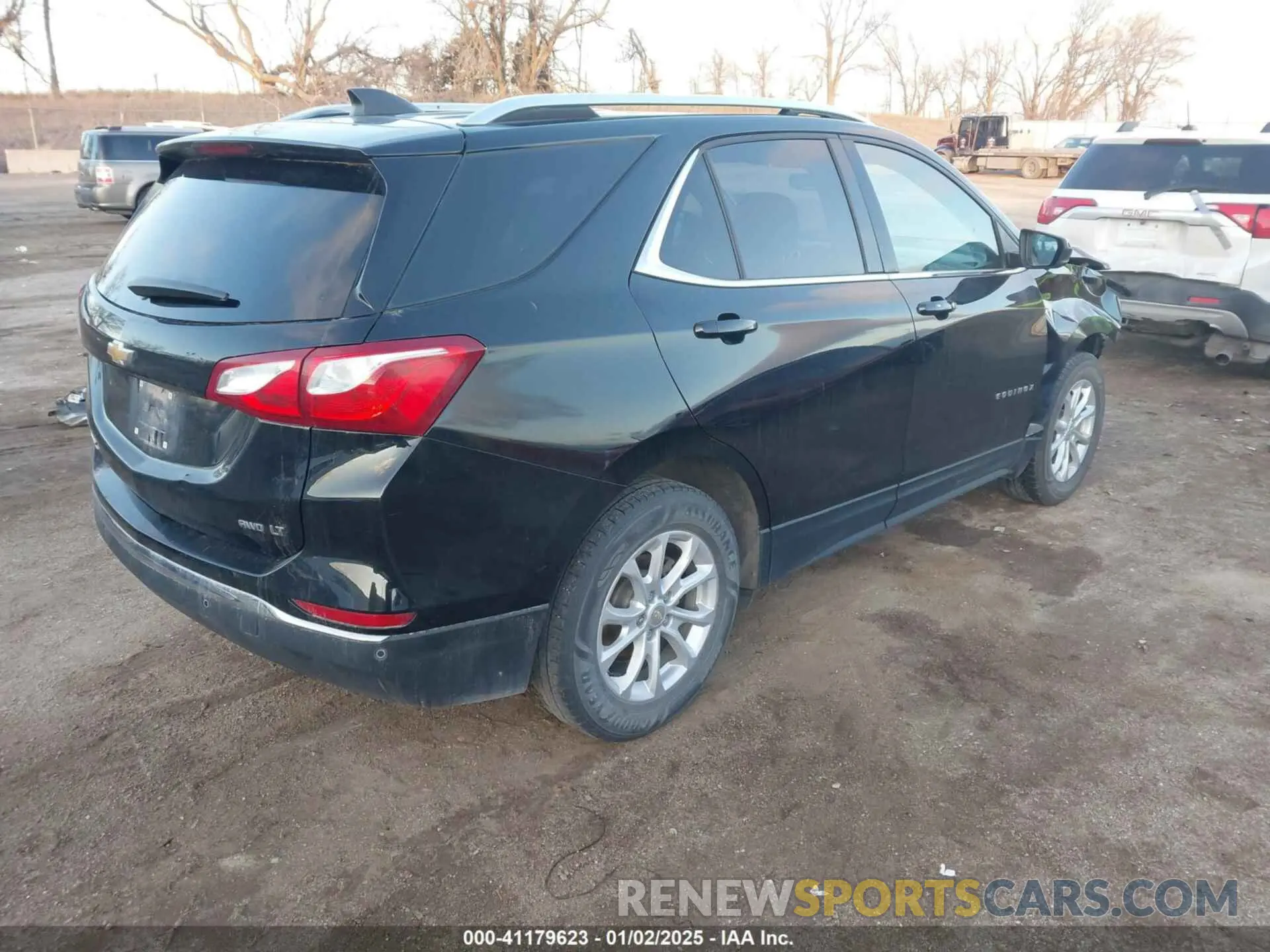 4 fotografías del automóvil dañado 3GNAXUEV5LL319761 CHEVROLET EQUINOX 2020
