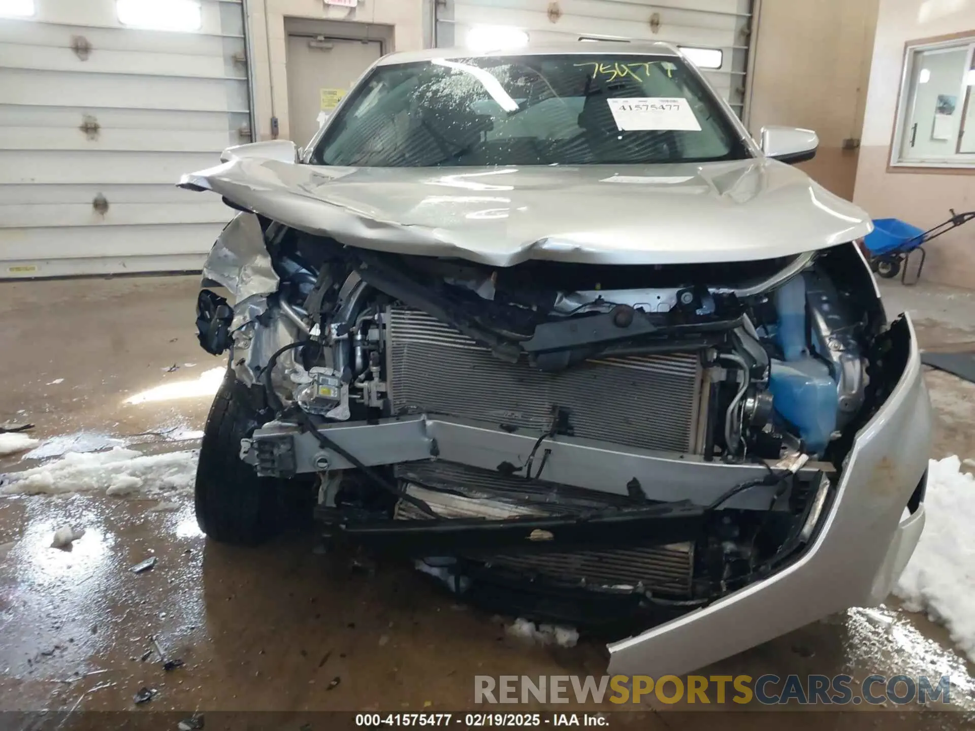 12 fotografías del automóvil dañado 3GNAXUEV5LS518878 CHEVROLET EQUINOX 2020