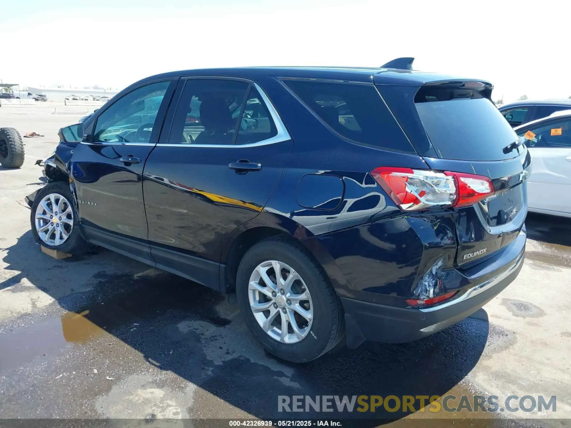 3 fotografías del automóvil dañado 3GNAXUEV5LS732284 CHEVROLET EQUINOX 2020