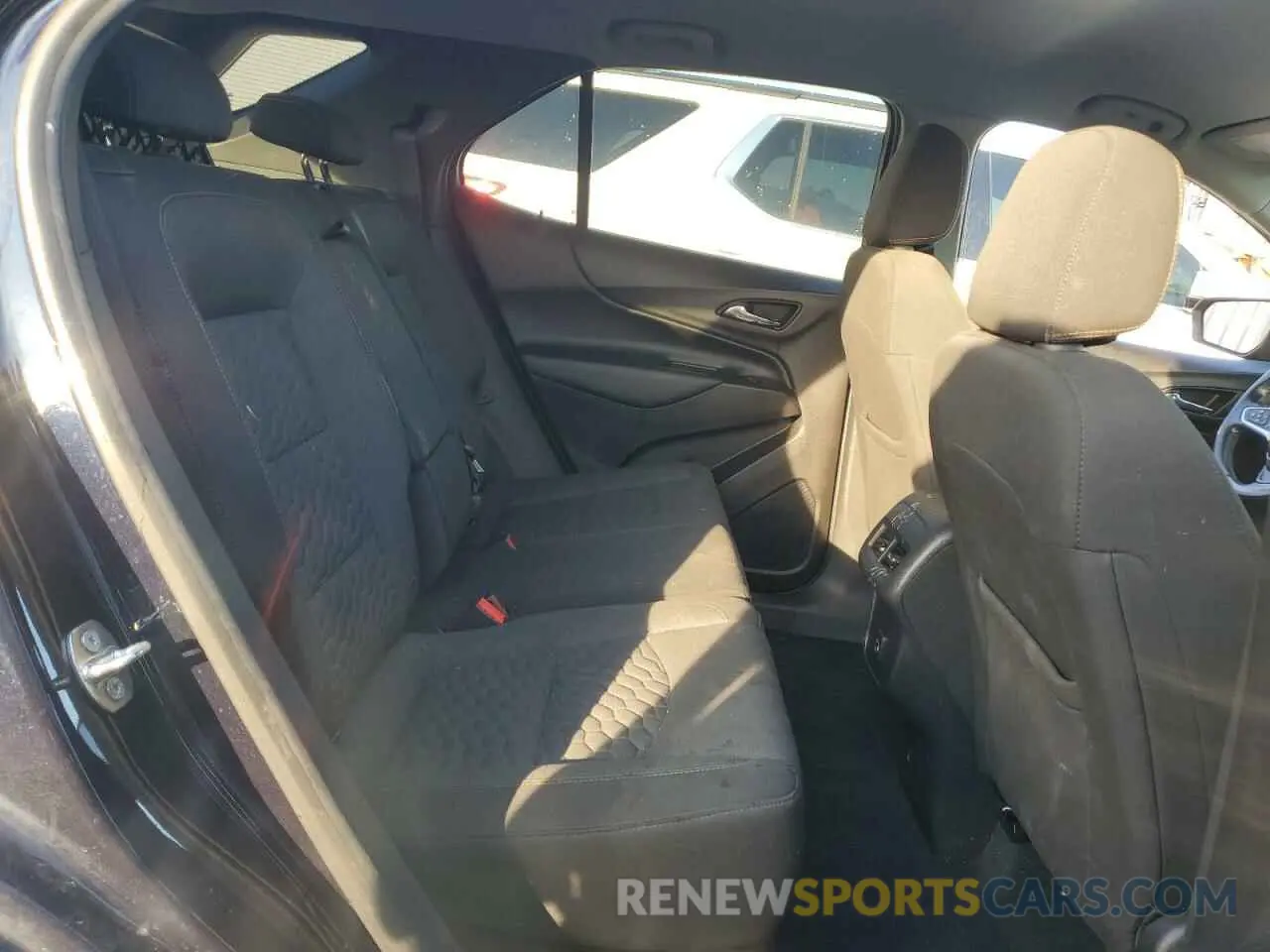 11 fotografías del automóvil dañado 3GNAXUEV6LS513561 CHEVROLET EQUINOX 2020