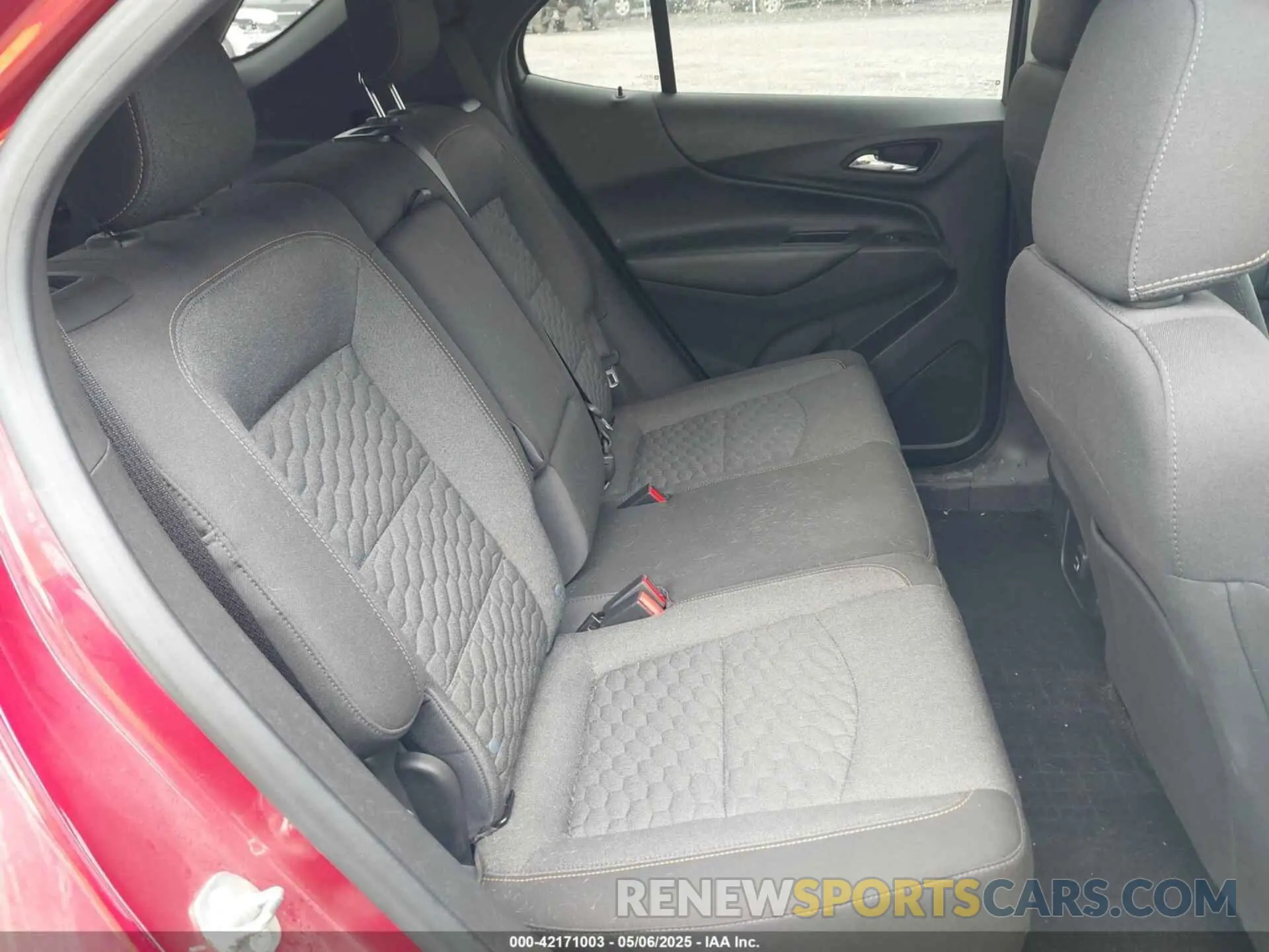8 fotografías del automóvil dañado 3GNAXUEV6LS640732 CHEVROLET EQUINOX 2020