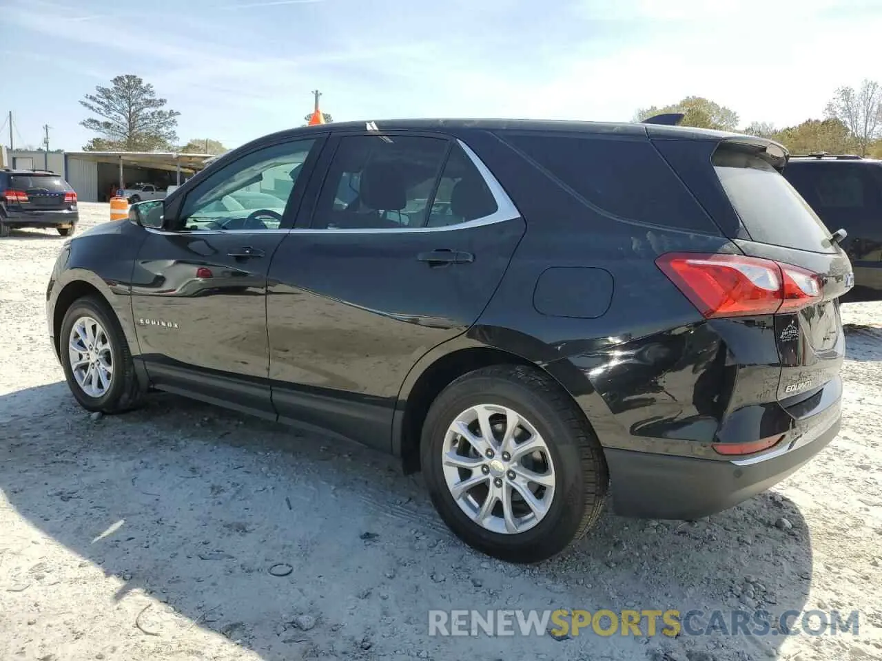 2 fotografías del automóvil dañado 3GNAXUEV9LL285355 CHEVROLET EQUINOX 2020