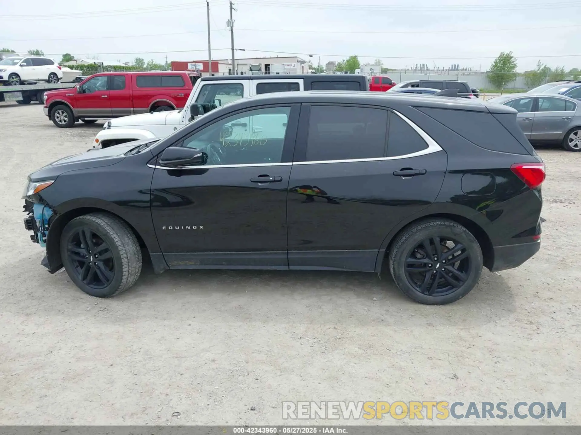 14 fotografías del automóvil dañado 3GNAXUEV9LL317351 CHEVROLET EQUINOX 2020