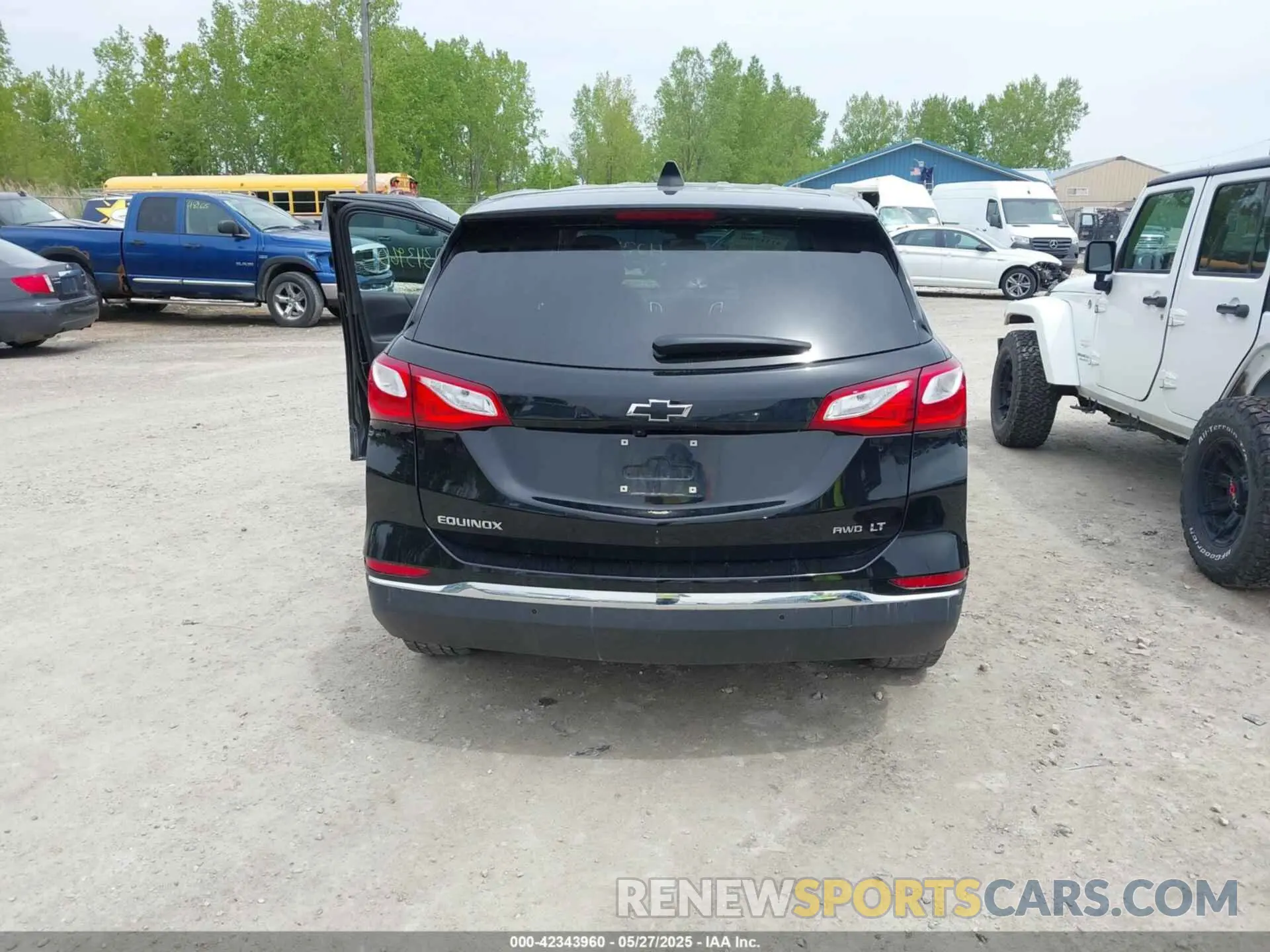 16 fotografías del automóvil dañado 3GNAXUEV9LL317351 CHEVROLET EQUINOX 2020