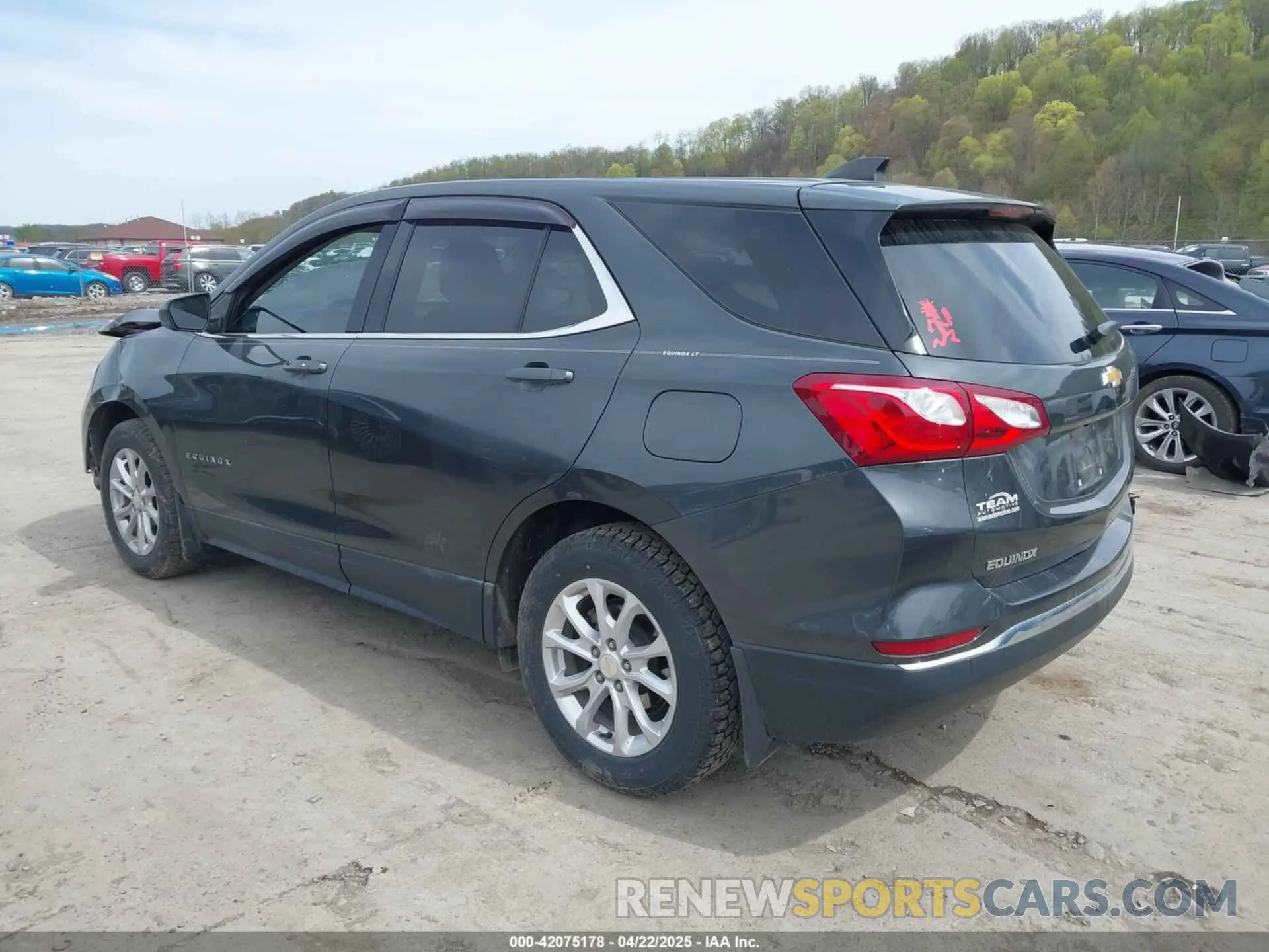 3 fotografías del automóvil dañado 3GNAXUEV9LS509603 CHEVROLET EQUINOX 2020