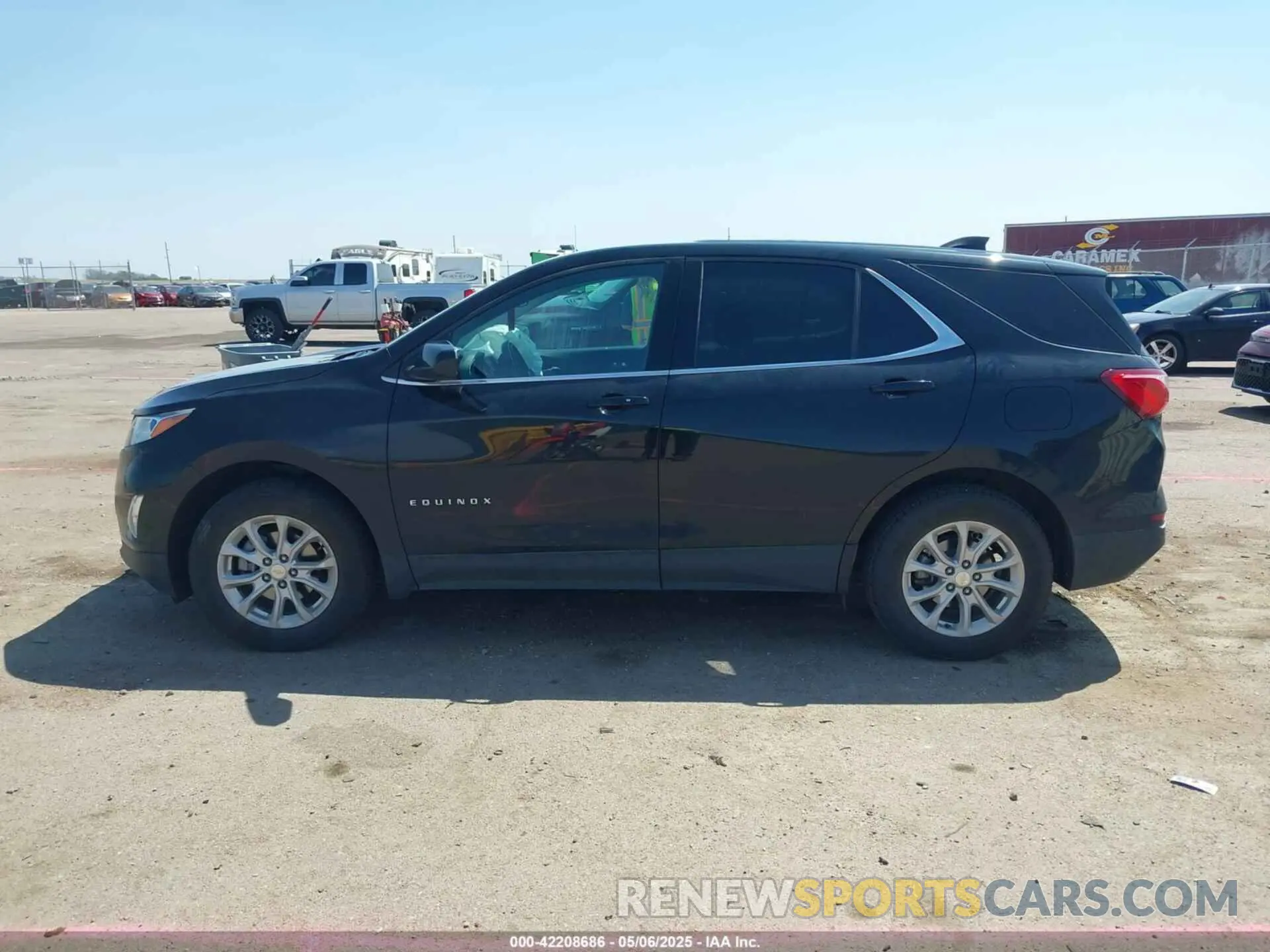 14 fotografías del automóvil dañado 3GNAXUEVXLL267186 CHEVROLET EQUINOX 2020