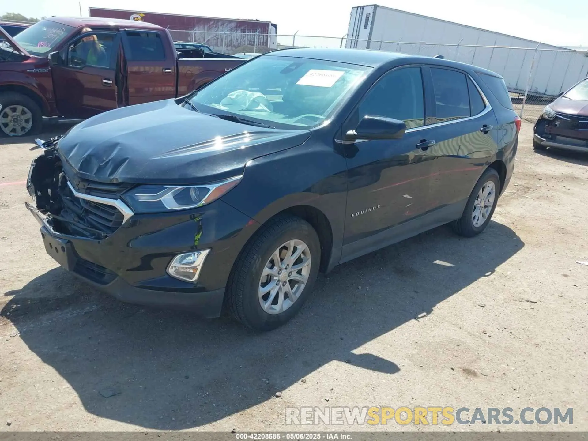 2 fotografías del automóvil dañado 3GNAXUEVXLL267186 CHEVROLET EQUINOX 2020