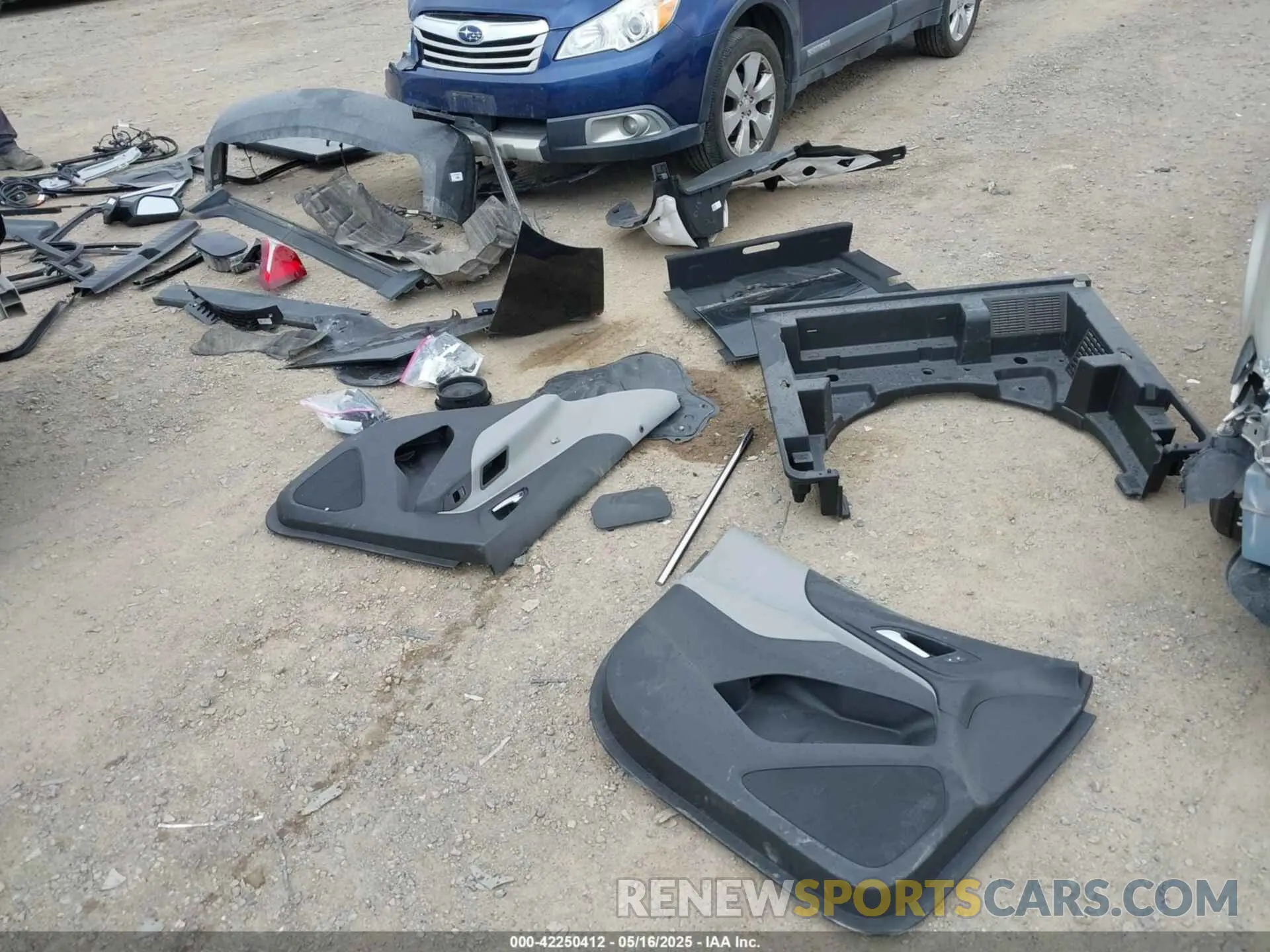 19 fotografías del automóvil dañado 3GNAXUEVXLL336801 CHEVROLET EQUINOX 2020