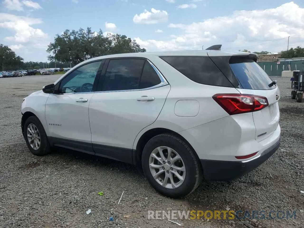 2 fotografías del automóvil dañado 3GNAXUEVXLS639907 CHEVROLET EQUINOX 2020