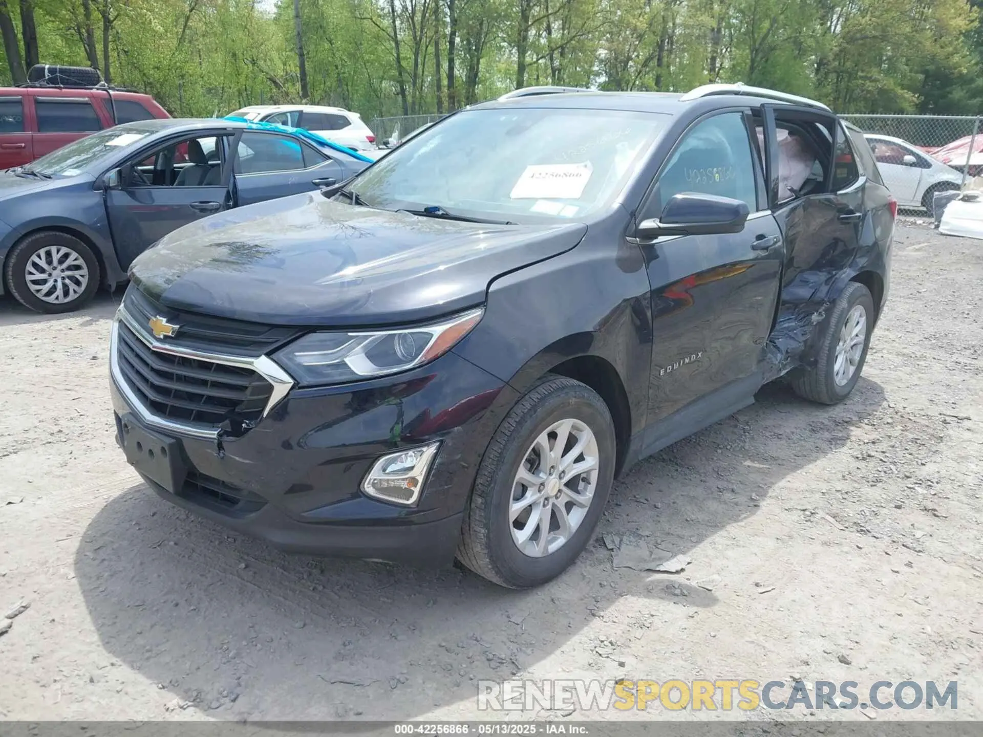 2 fotografías del automóvil dañado 3GNAXUEVXLS655671 CHEVROLET EQUINOX 2020