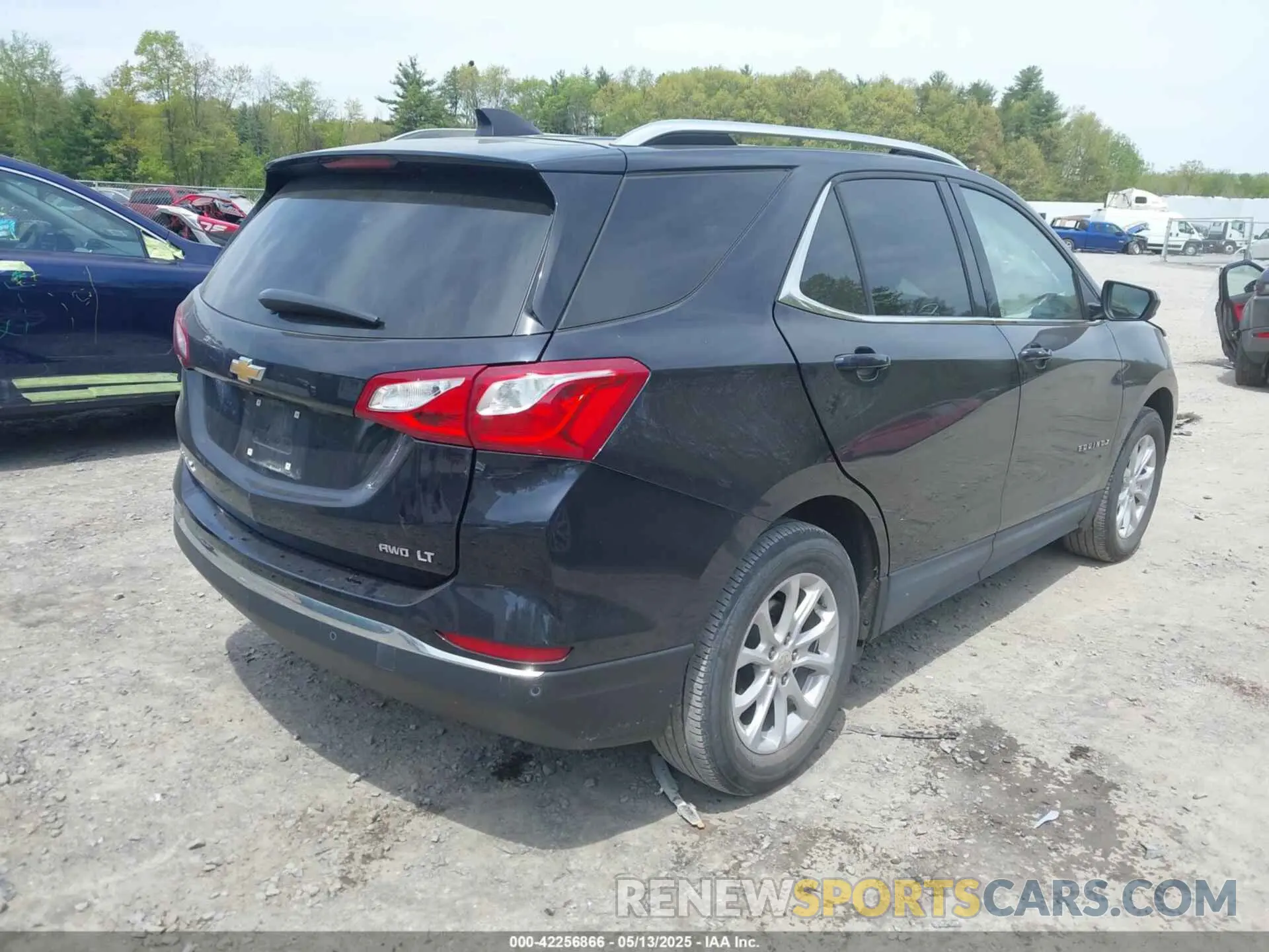 4 fotografías del automóvil dañado 3GNAXUEVXLS655671 CHEVROLET EQUINOX 2020