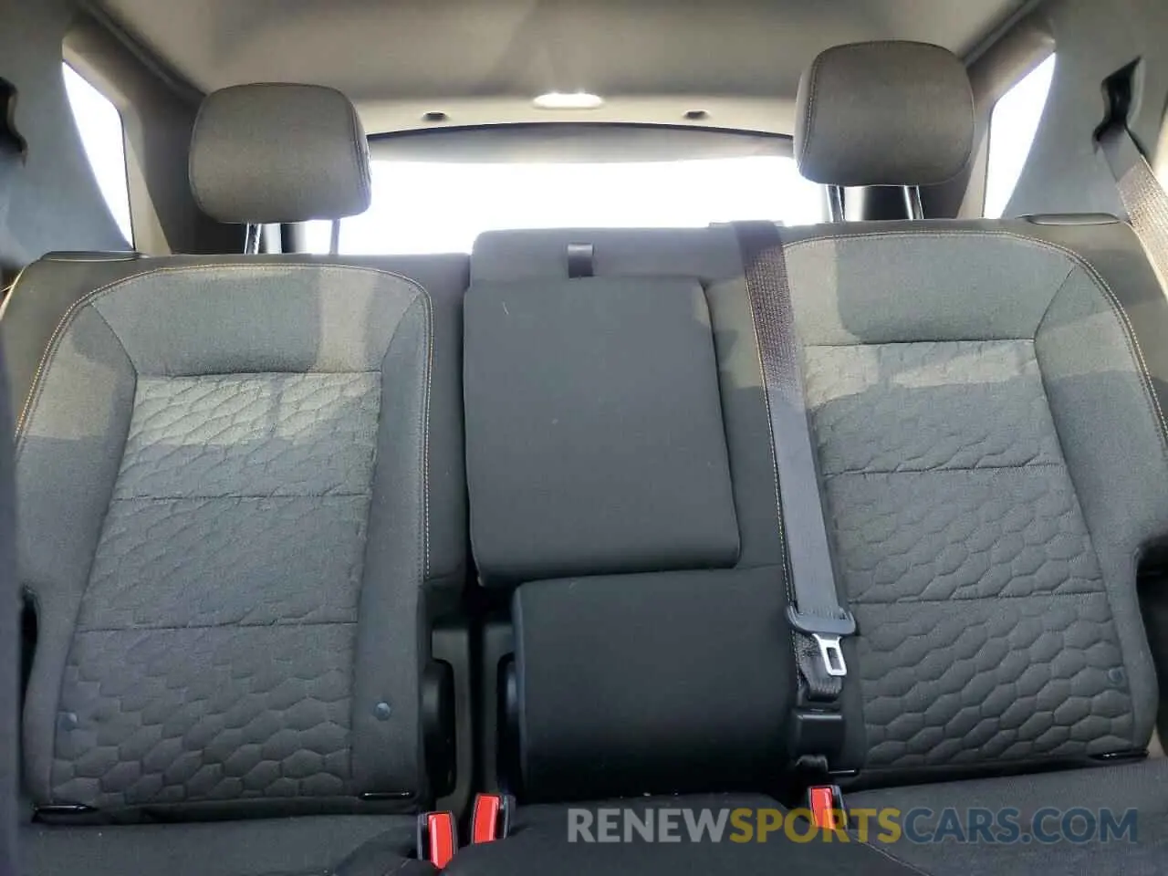 10 fotografías del automóvil dañado 3GNAXUEVXLS701337 CHEVROLET EQUINOX 2020