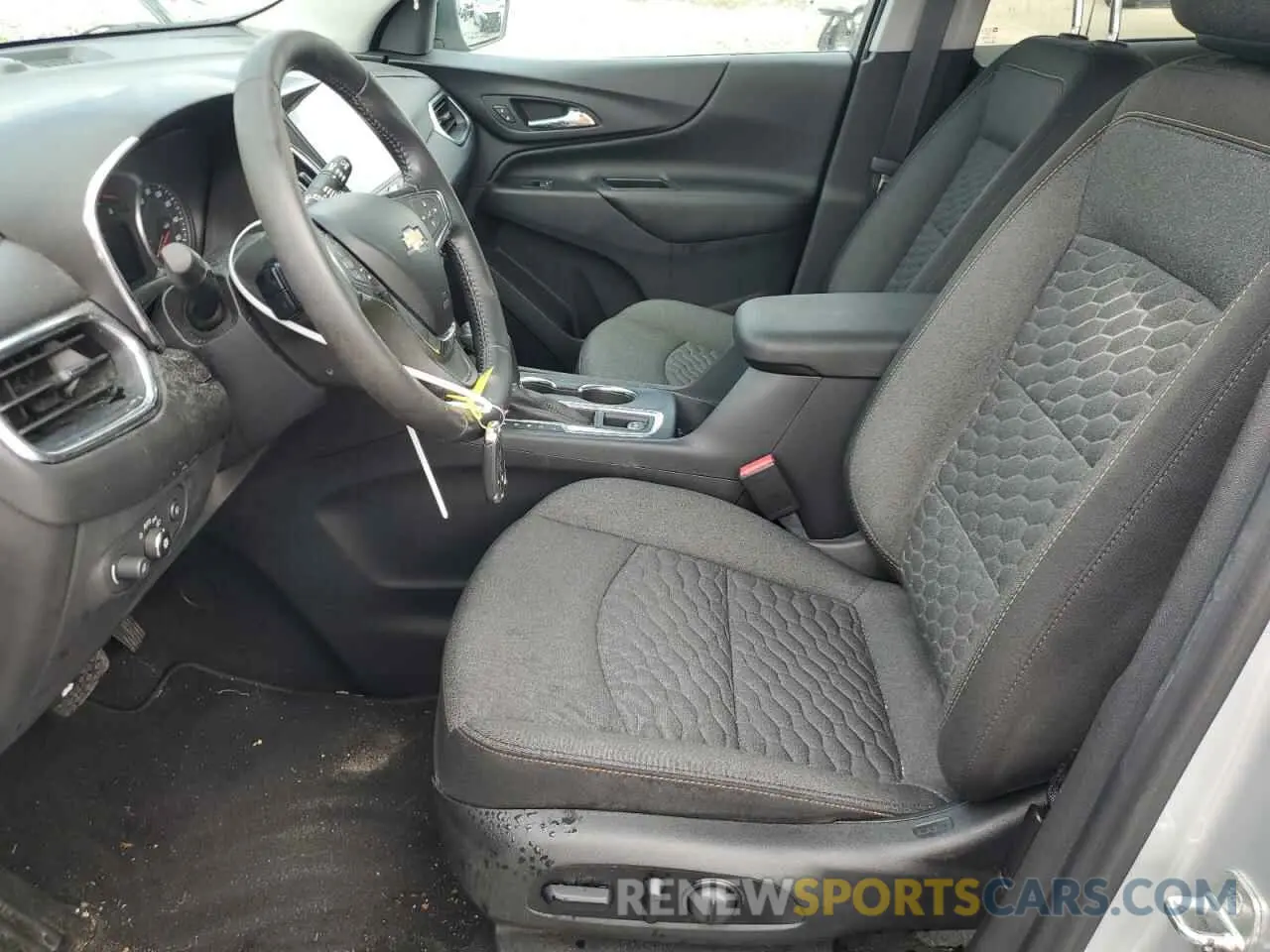 7 fotografías del automóvil dañado 3GNAXVEX5LL211650 CHEVROLET EQUINOX 2020