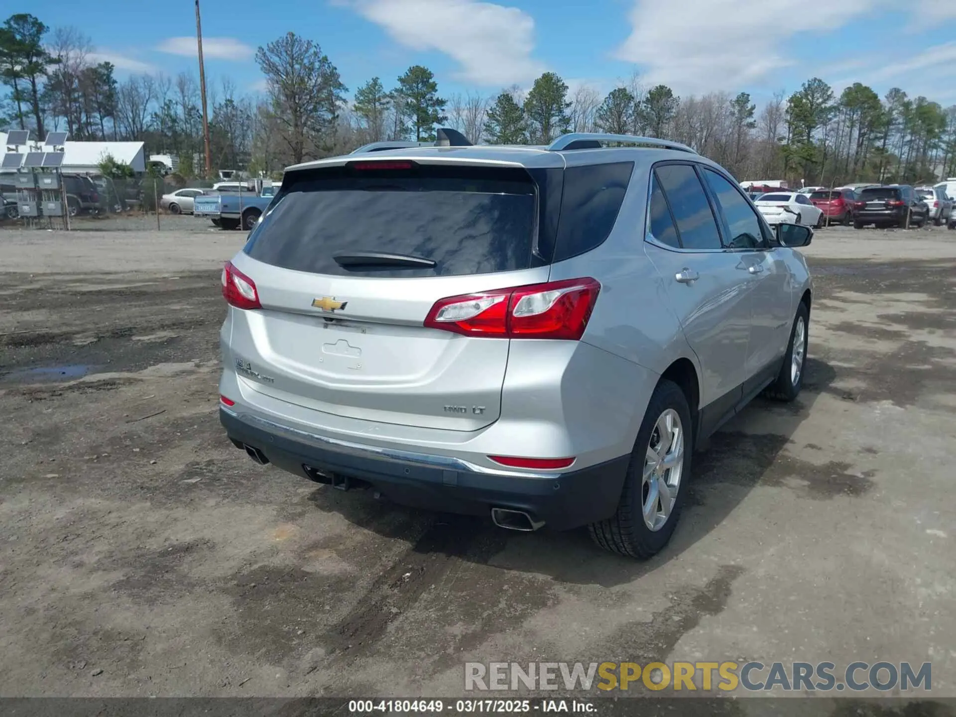 4 fotografías del automóvil dañado 3GNAXVEX8LS660861 CHEVROLET EQUINOX 2020