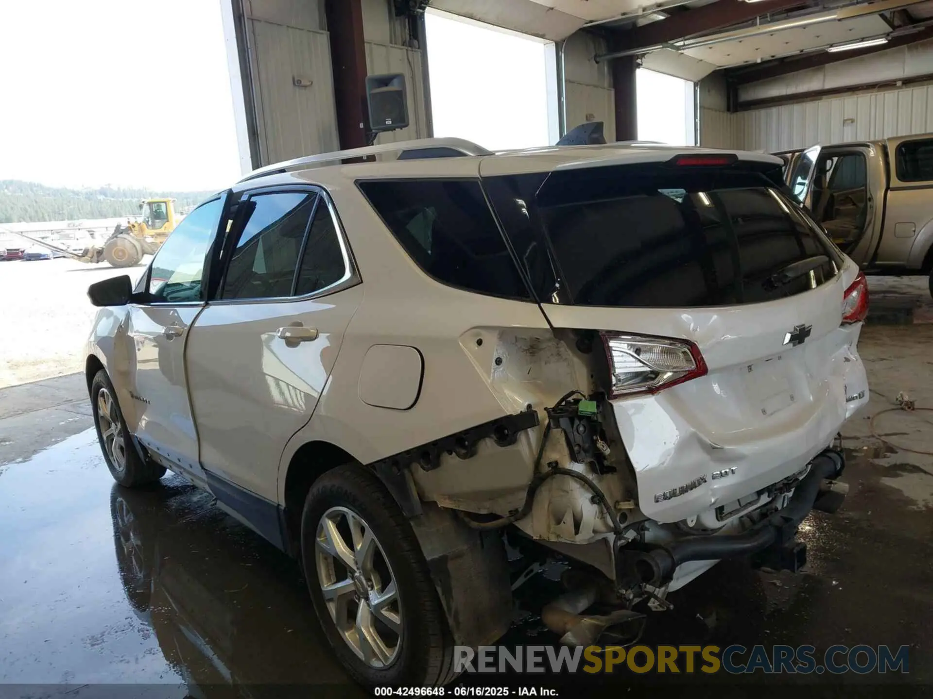 3 fotografías del automóvil dañado 3GNAXVEXXLS631281 CHEVROLET EQUINOX 2020