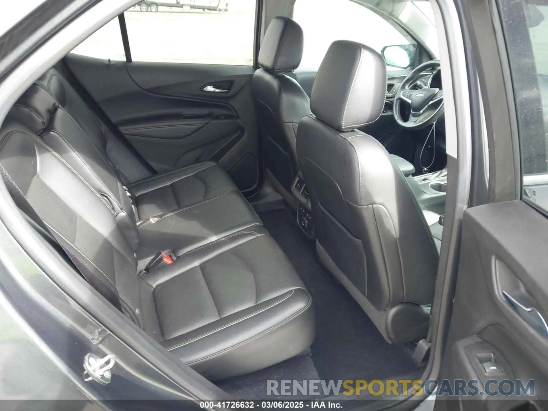 8 fotografías del automóvil dañado 3GNAXYEXXLS631489 CHEVROLET EQUINOX 2020