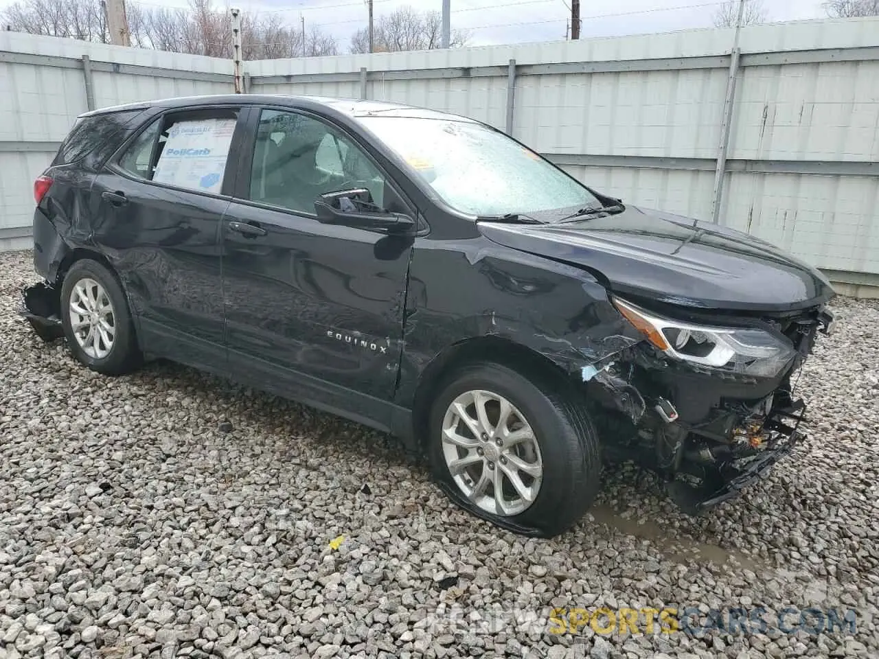 4 fotografías del automóvil dañado 2GNAXFEV8M6123007 CHEVROLET EQUINOX 2021