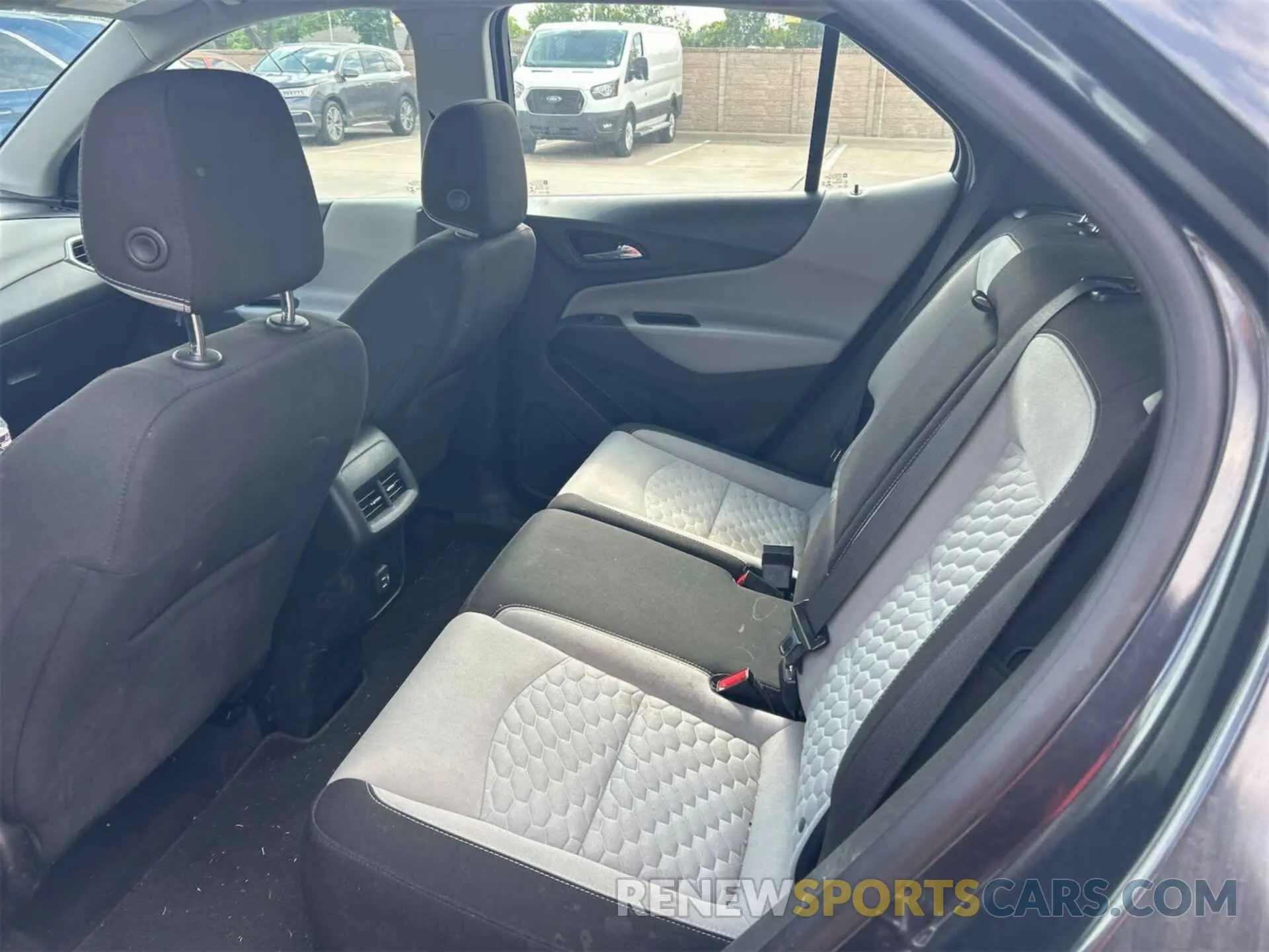 15 fotografías del automóvil dañado 2GNAXFEV8M6145413 CHEVROLET EQUINOX 2021
