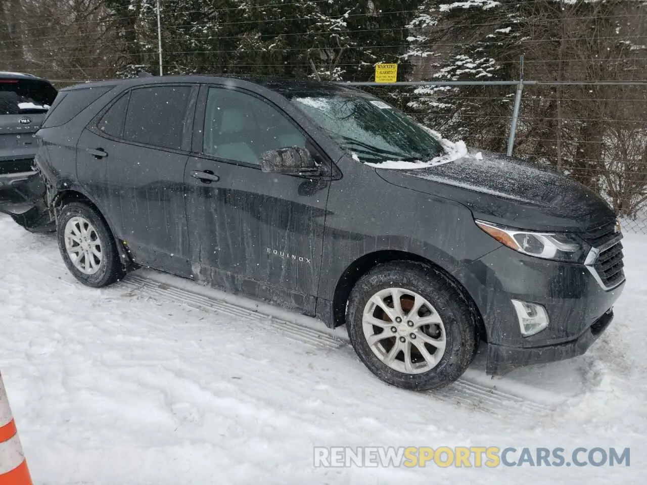 4 fotografías del automóvil dañado 2GNAXHEV0M6144705 CHEVROLET EQUINOX 2021