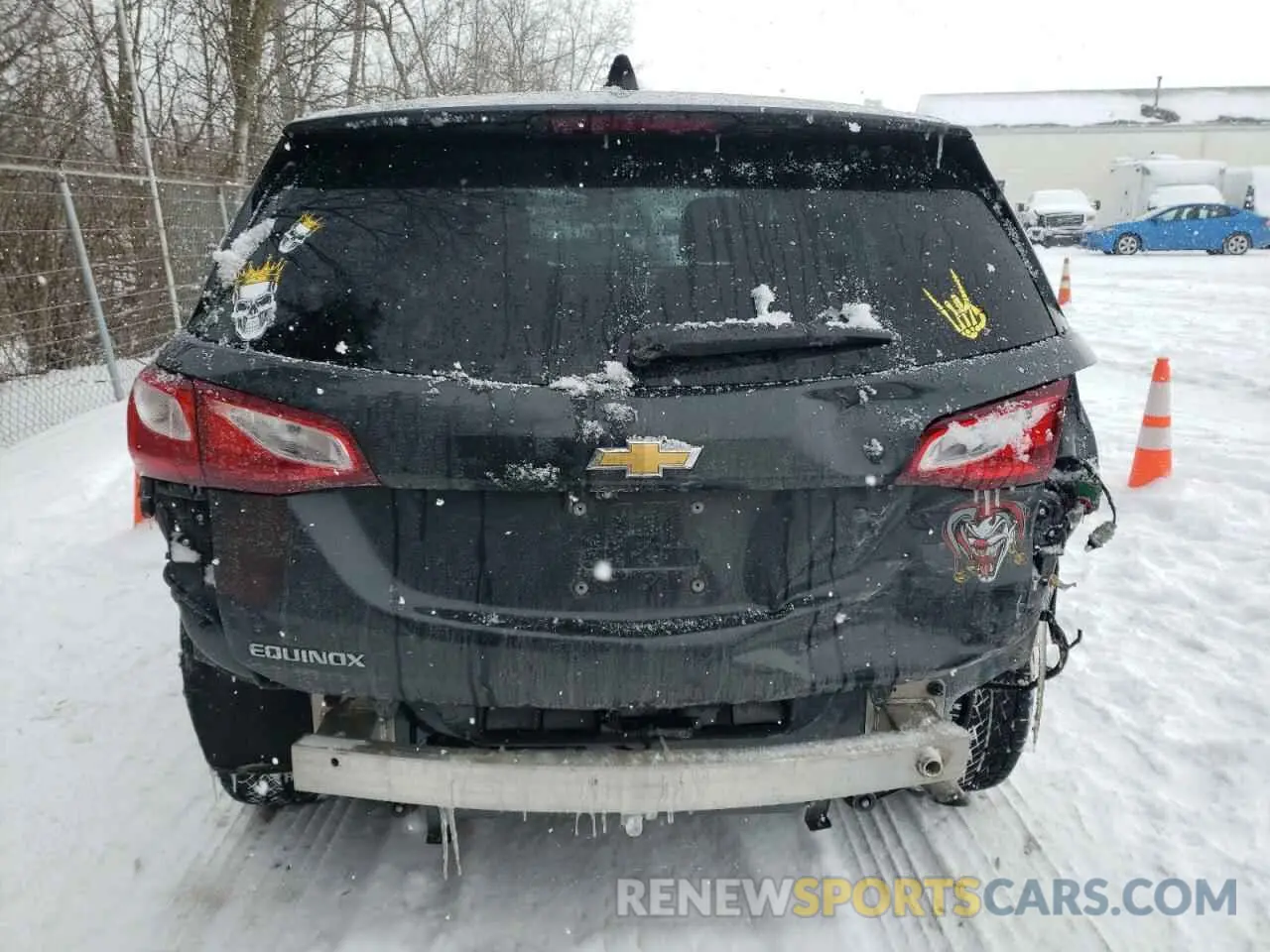 6 fotografías del automóvil dañado 2GNAXHEV0M6144705 CHEVROLET EQUINOX 2021