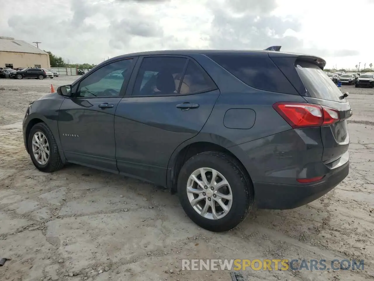 2 fotografías del automóvil dañado 2GNAXHEV1M6143031 CHEVROLET EQUINOX 2021