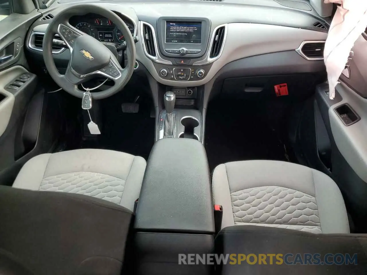 8 fotografías del automóvil dañado 2GNAXHEV1M6143031 CHEVROLET EQUINOX 2021