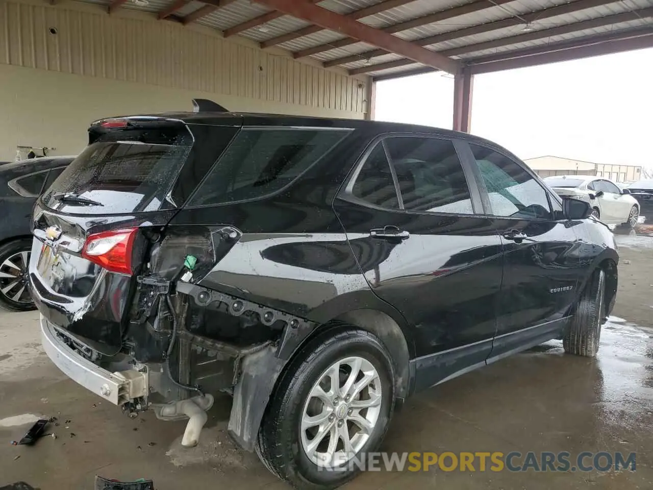 3 fotografías del automóvil dañado 2GNAXHEV1M6147113 CHEVROLET EQUINOX 2021