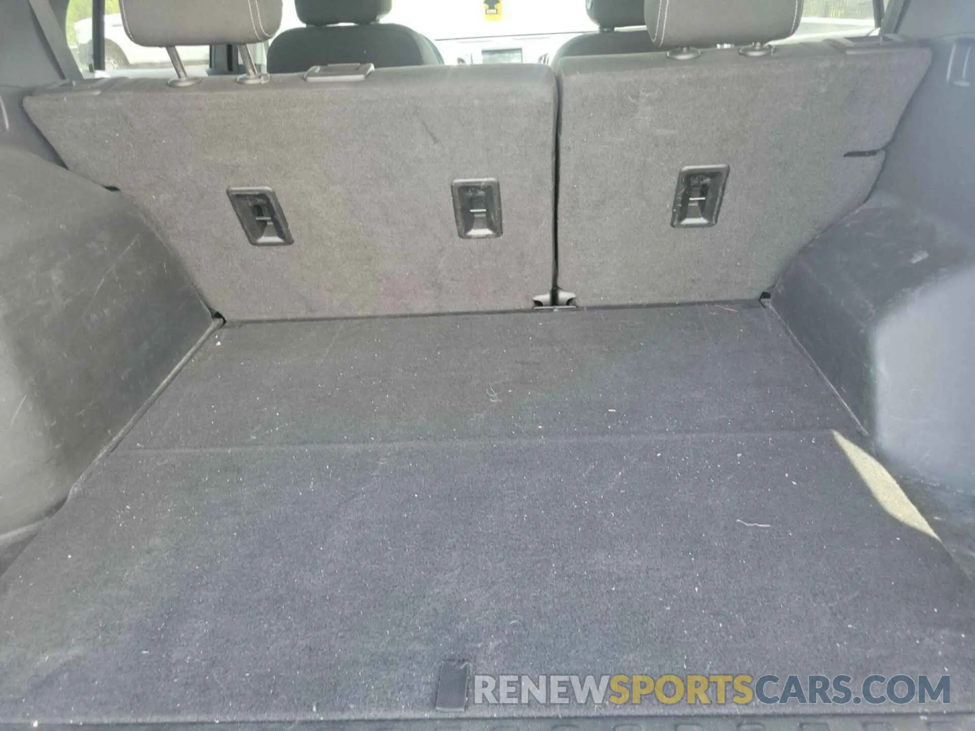24 fotografías del automóvil dañado 2GNAXHEV2M6116582 CHEVROLET EQUINOX 2021