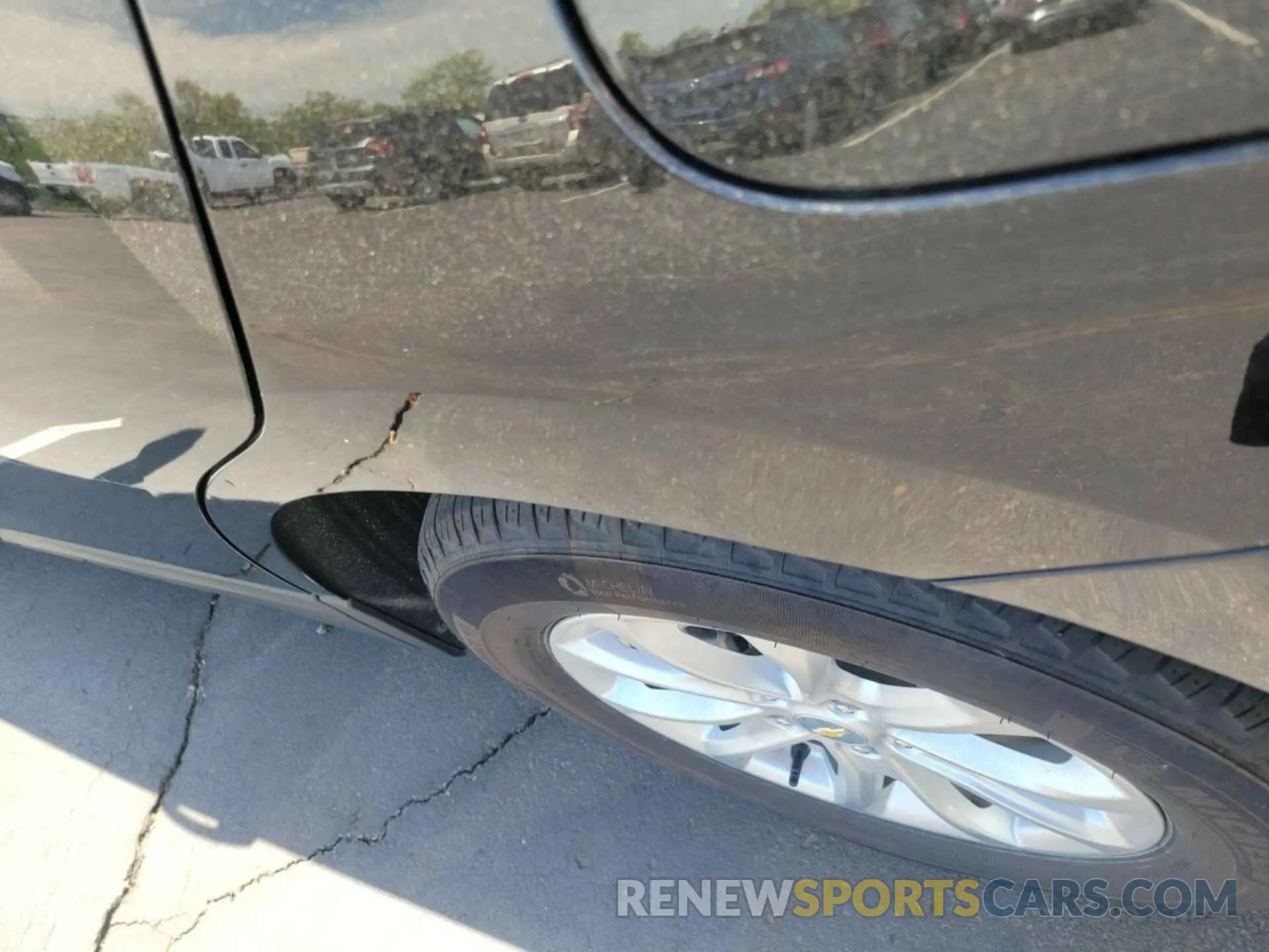 35 fotografías del automóvil dañado 2GNAXHEV2M6116582 CHEVROLET EQUINOX 2021