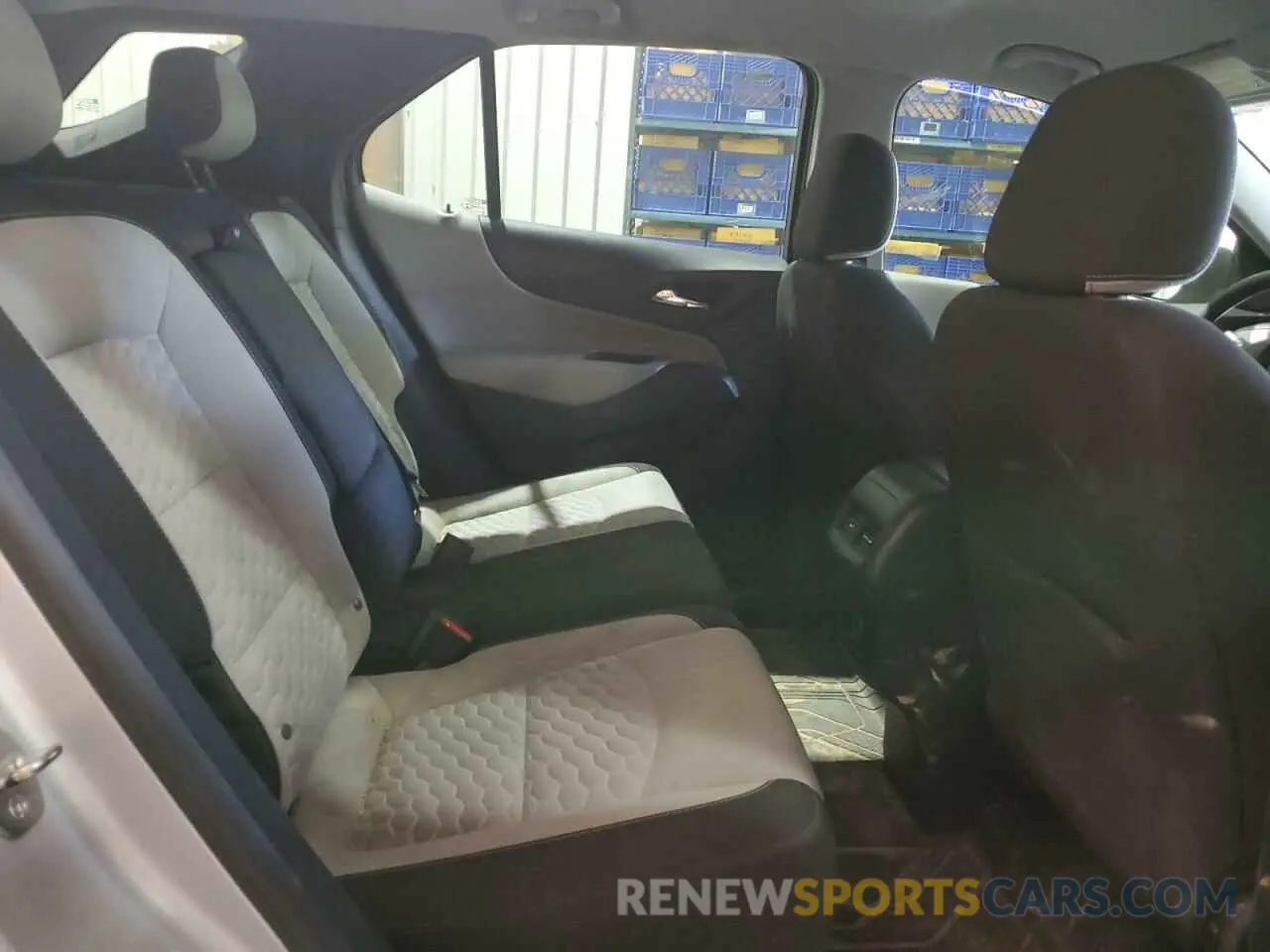 11 fotografías del automóvil dañado 2GNAXHEV3M6138980 CHEVROLET EQUINOX 2021