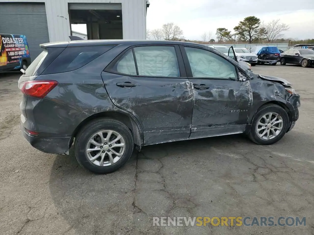 3 fotografías del automóvil dañado 2GNAXHEV6M6114026 CHEVROLET EQUINOX 2021