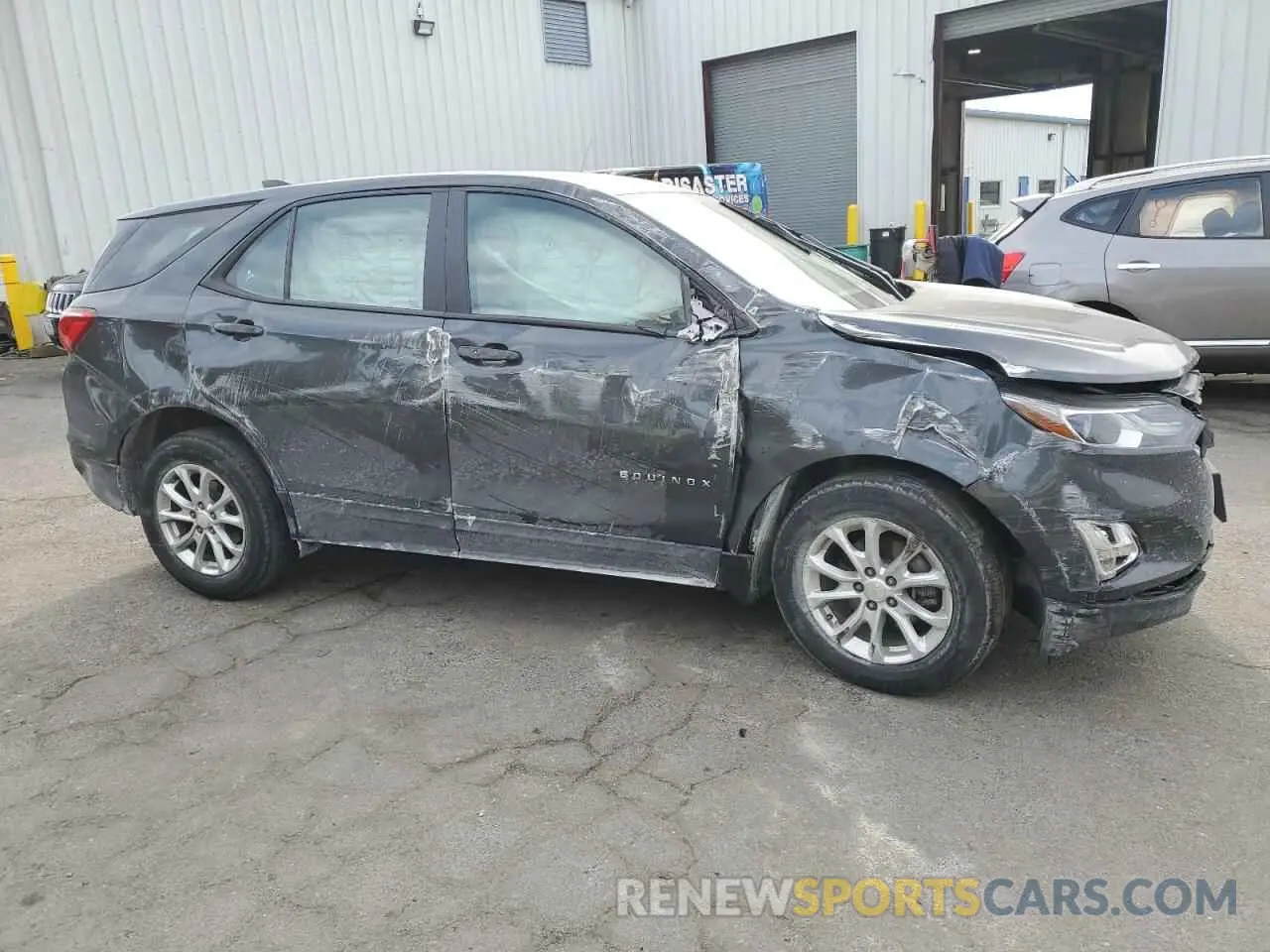 4 fotografías del automóvil dañado 2GNAXHEV6M6114026 CHEVROLET EQUINOX 2021