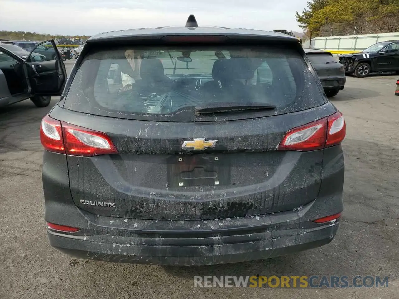 6 fotografías del automóvil dañado 2GNAXHEV6M6114026 CHEVROLET EQUINOX 2021