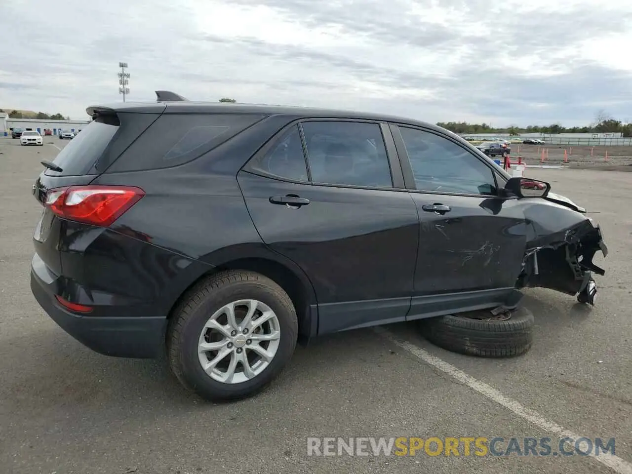 3 fotografías del automóvil dañado 2GNAXHEV6M6127861 CHEVROLET EQUINOX 2021