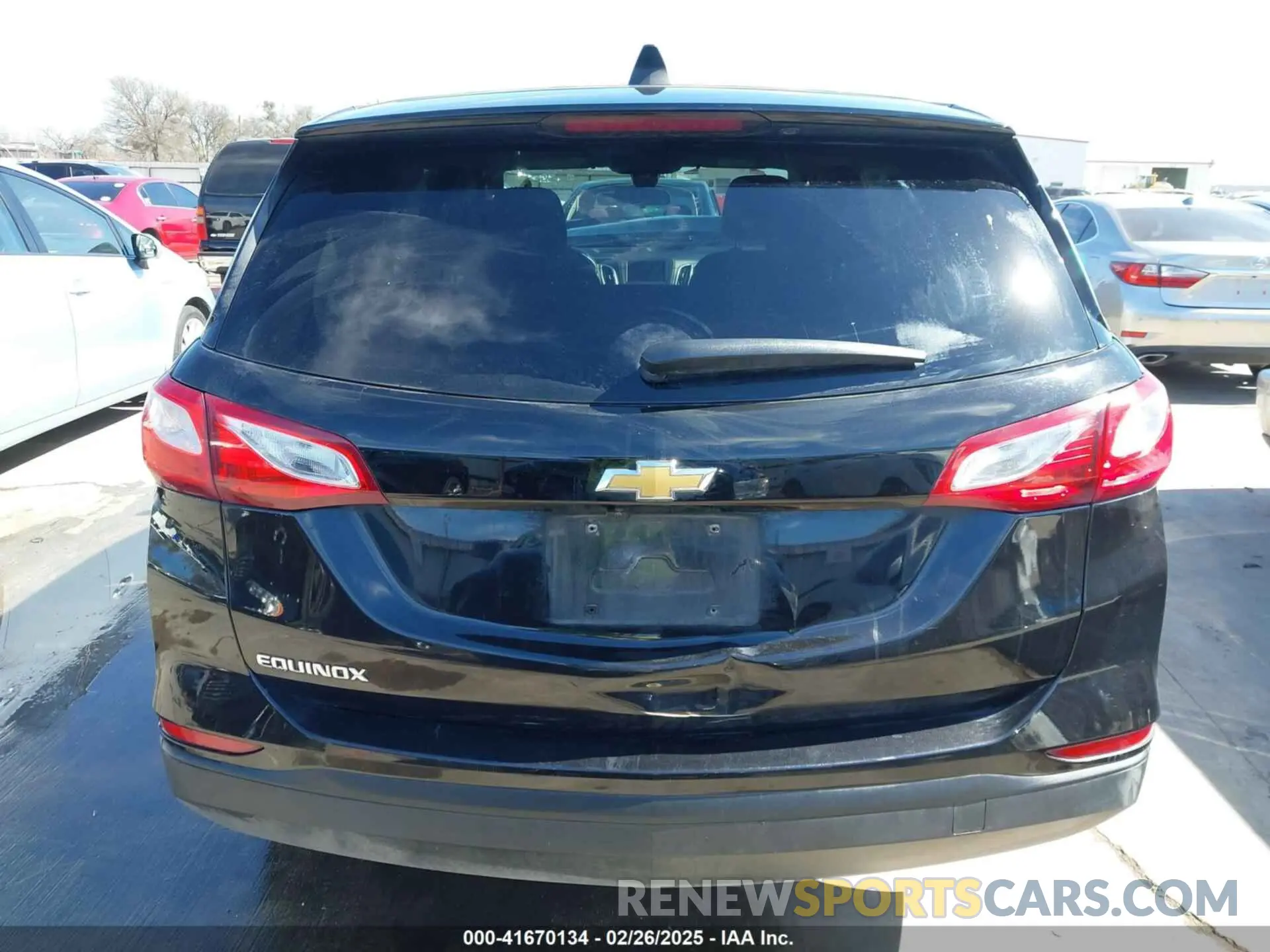 16 fotografías del automóvil dañado 2GNAXHEV7M6113533 CHEVROLET EQUINOX 2021