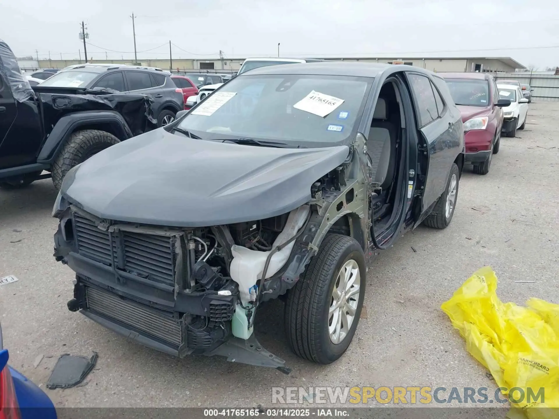 2 fotografías del automóvil dañado 2GNAXHEV7M6152848 CHEVROLET EQUINOX 2021