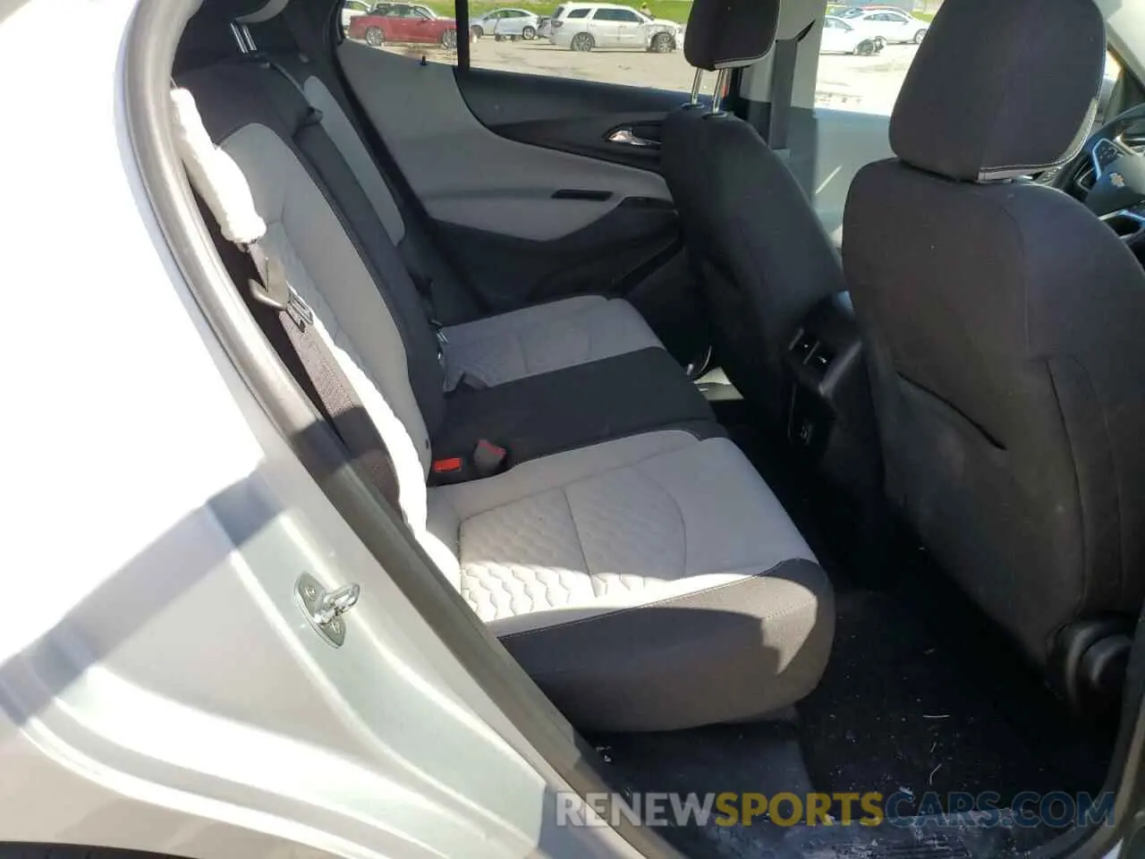 10 fotografías del automóvil dañado 2GNAXHEV7M6159315 CHEVROLET EQUINOX 2021