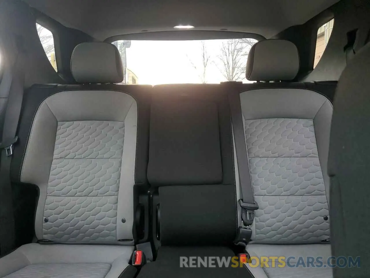 10 fotografías del automóvil dañado 2GNAXHEV9M6106955 CHEVROLET EQUINOX 2021