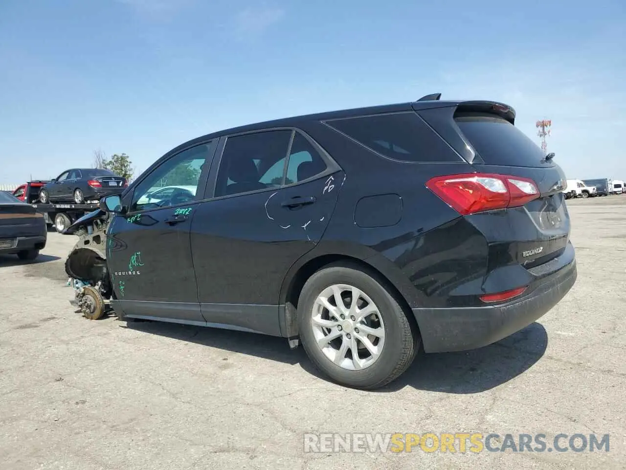 2 fotografías del automóvil dañado 2GNAXHEVXM6113008 CHEVROLET EQUINOX 2021