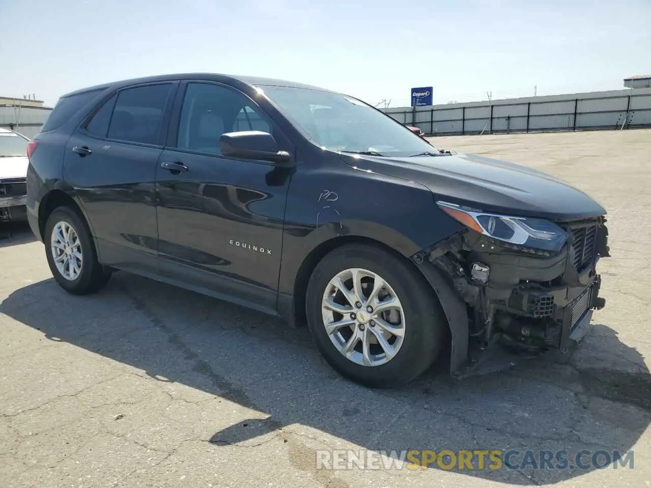 4 fotografías del automóvil dañado 2GNAXHEVXM6113008 CHEVROLET EQUINOX 2021