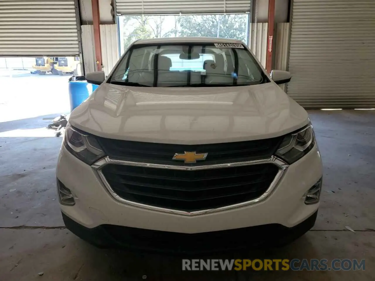 5 fotografías del automóvil dañado 2GNAXJEV0M6137826 CHEVROLET EQUINOX 2021