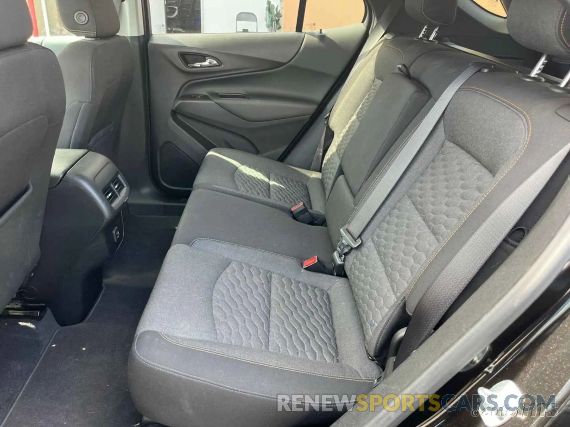 14 fotografías del automóvil dañado 2GNAXJEV1M6107119 CHEVROLET EQUINOX 2021